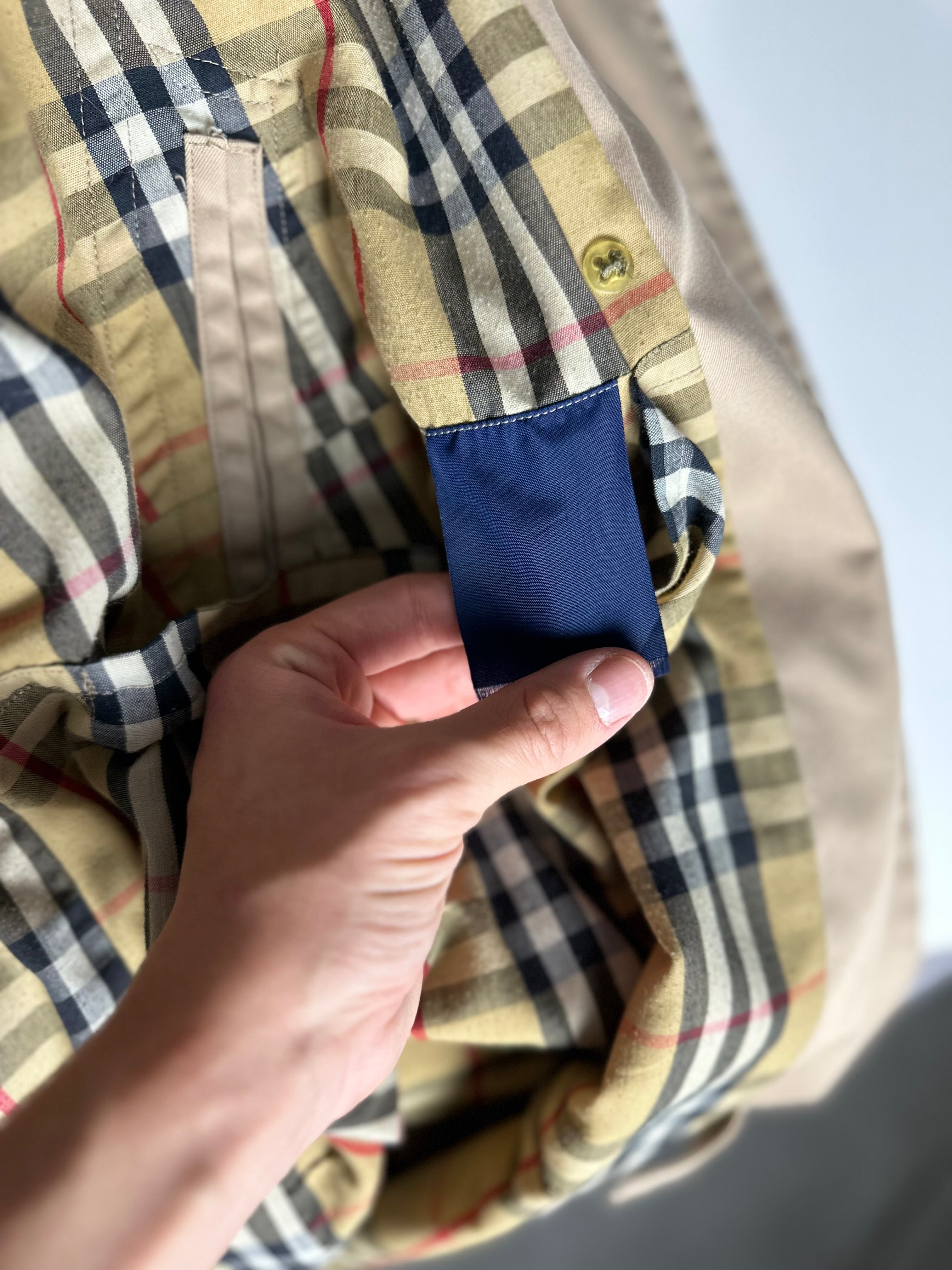 Burberrys Trenchcoat (52/L)