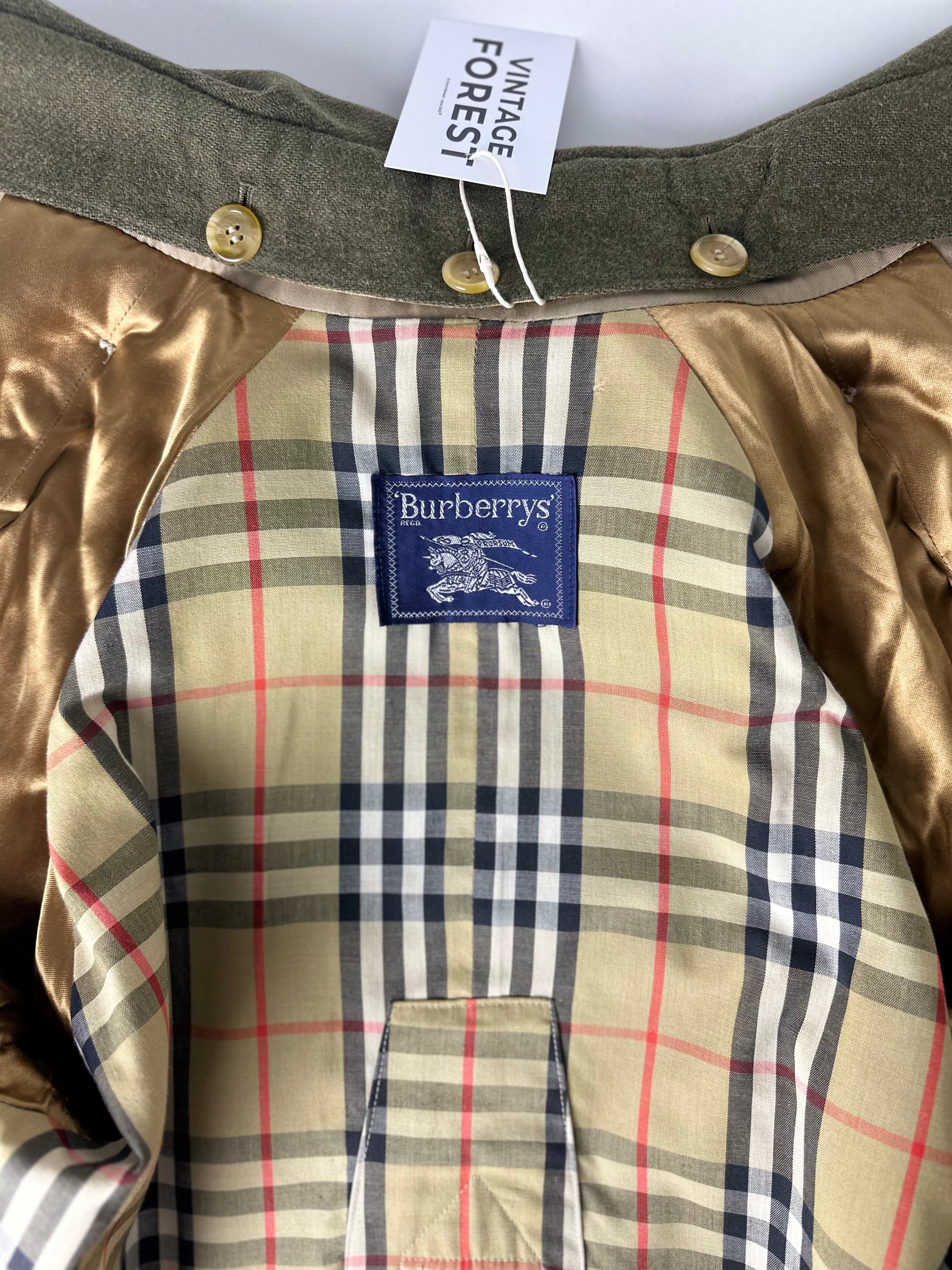 Burberrys Trenchcoat (14/L)