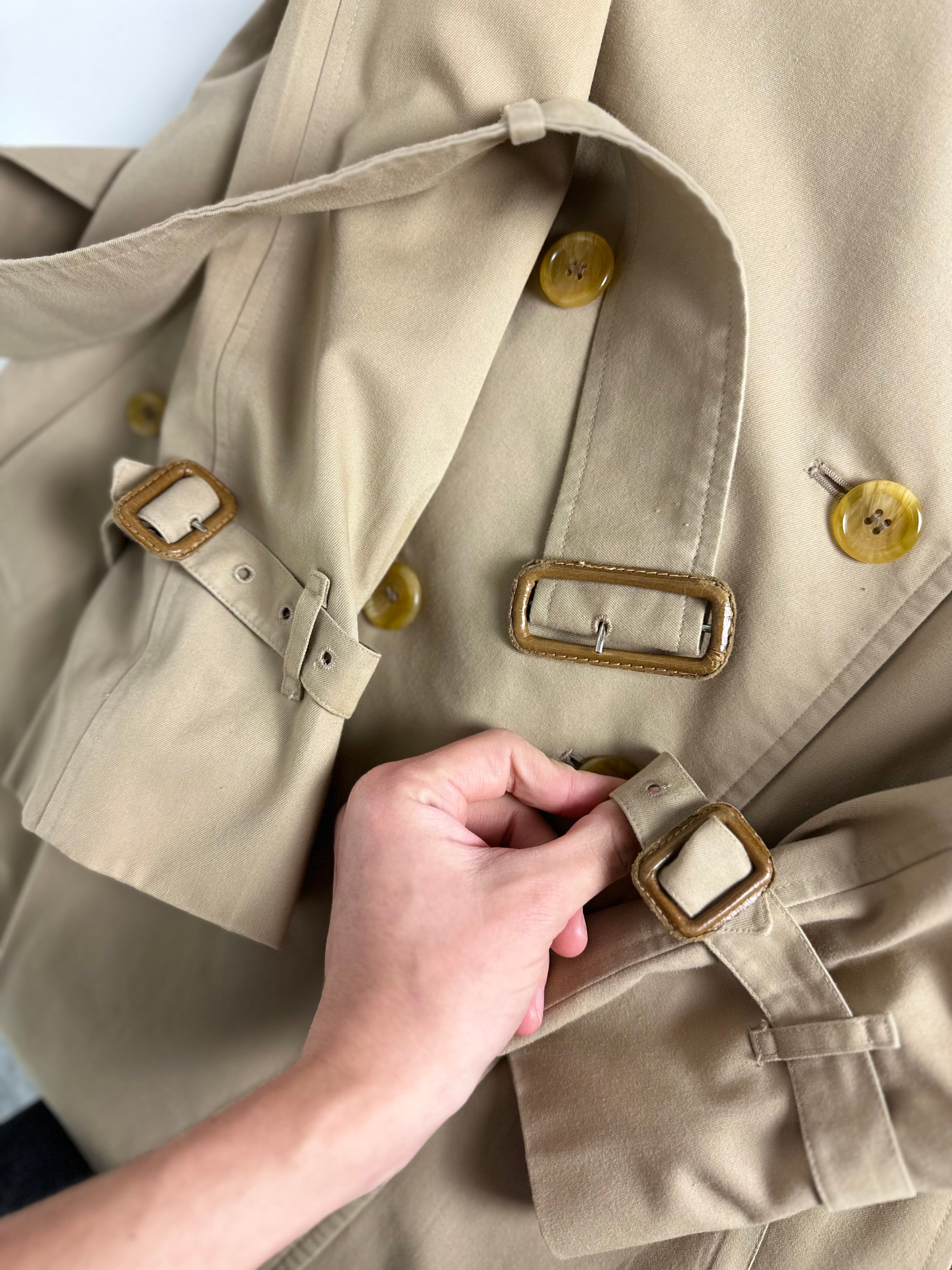 Burberrys Trenchcoat (8/XS)