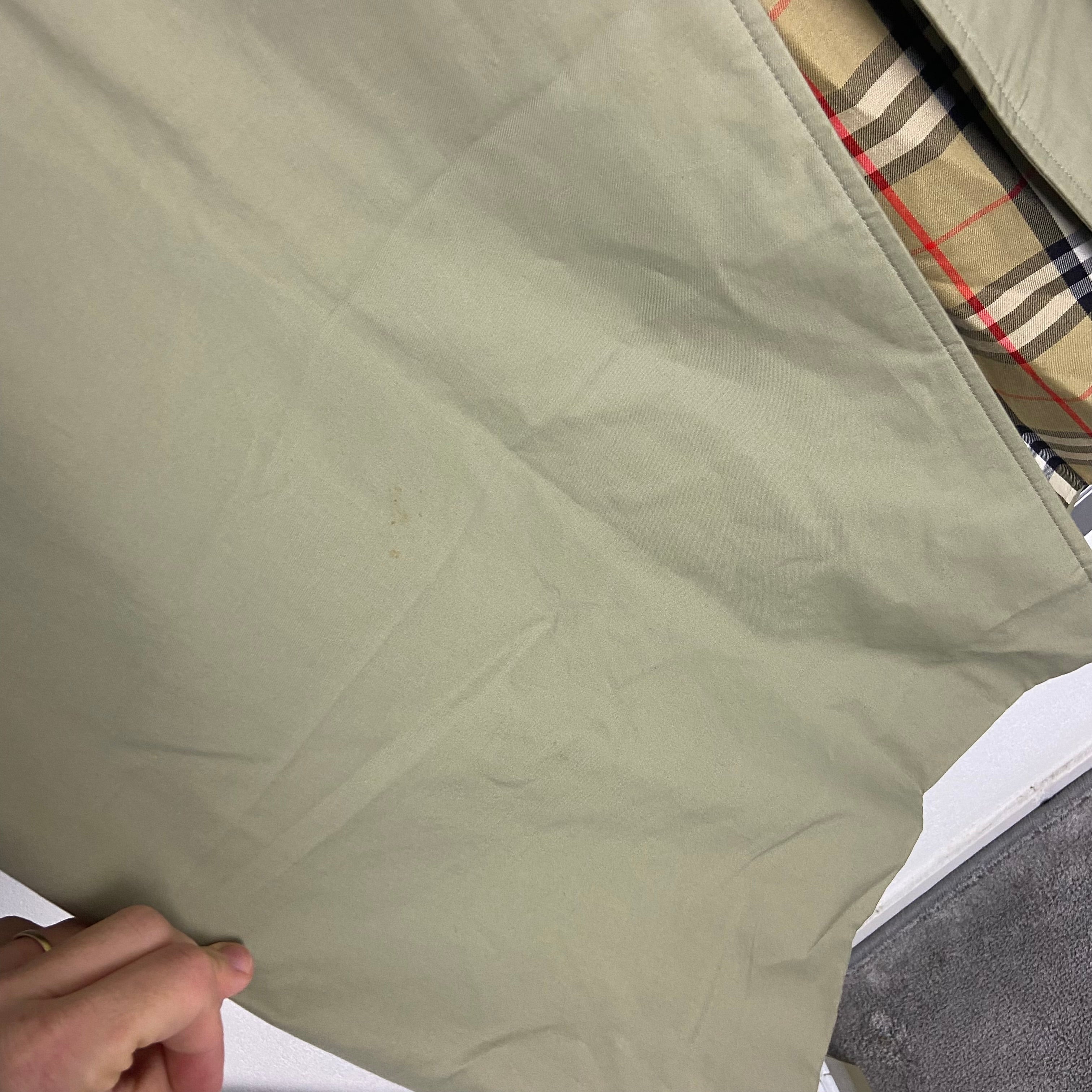 Burberry Trenchcoat Size 14/L