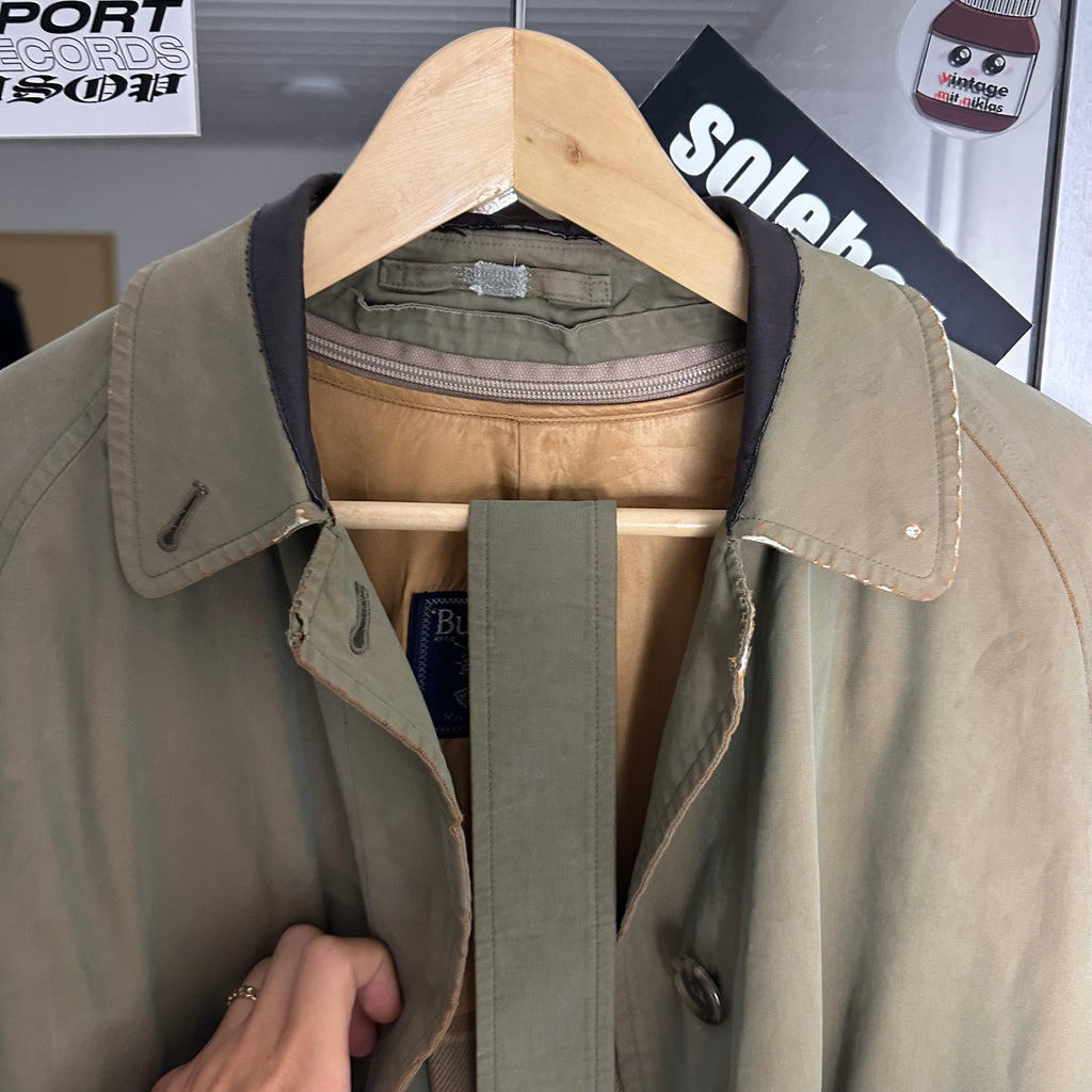 Burberrys Trenchcoat (12/M)