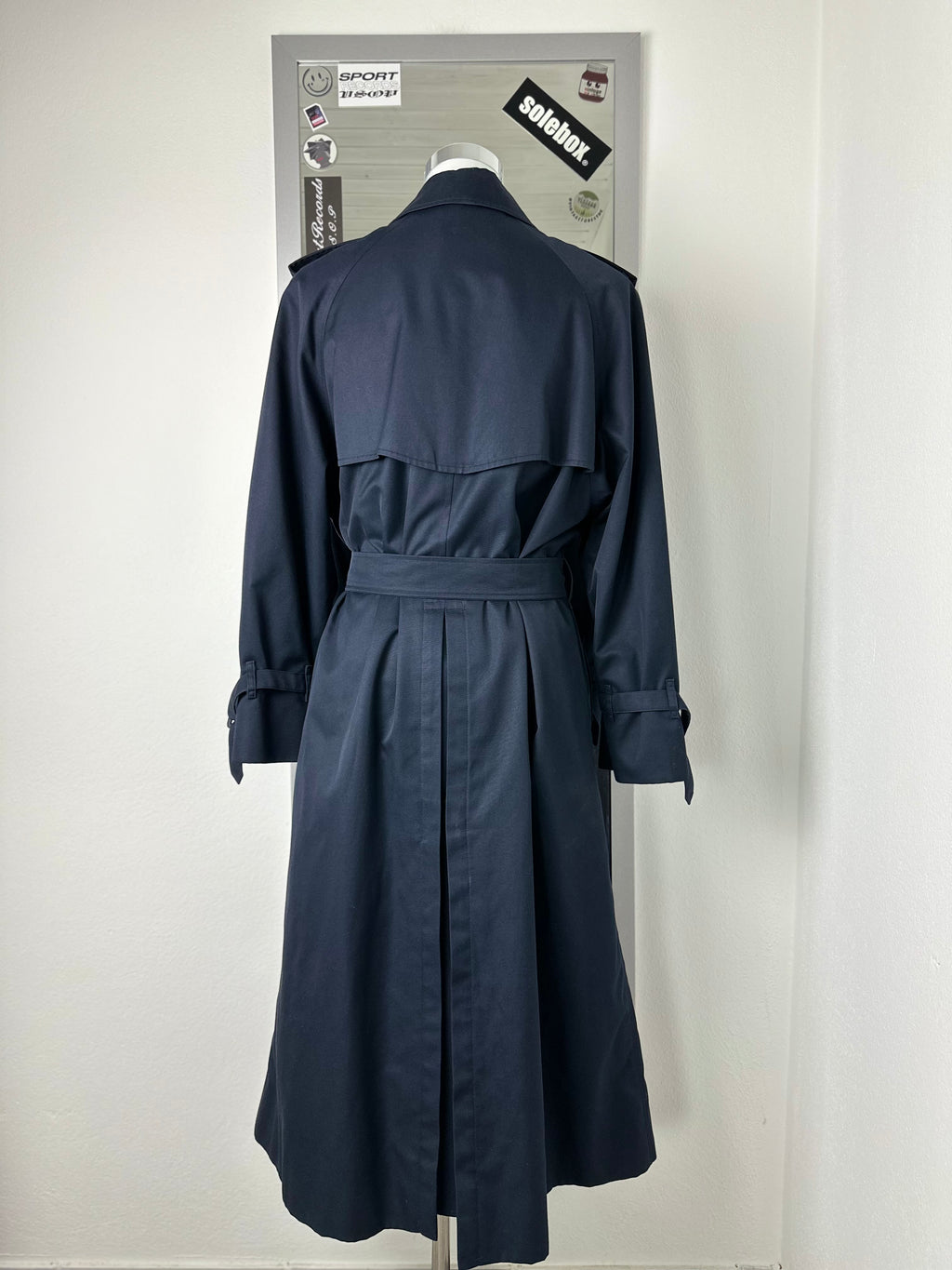 Burberrys Trenchcoat (14/L) including Inlet