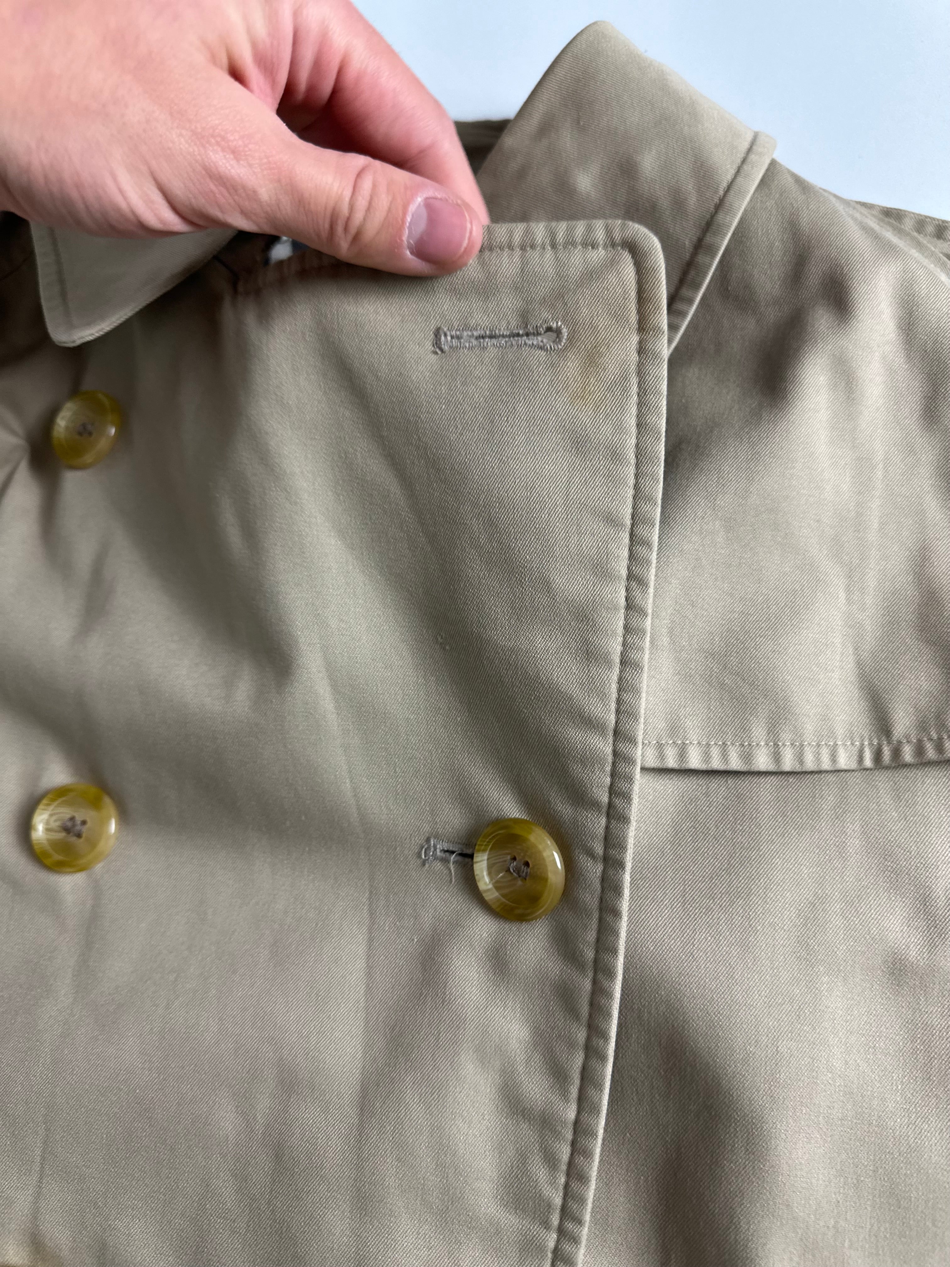 Burberrys Trenchcoat (12/M)