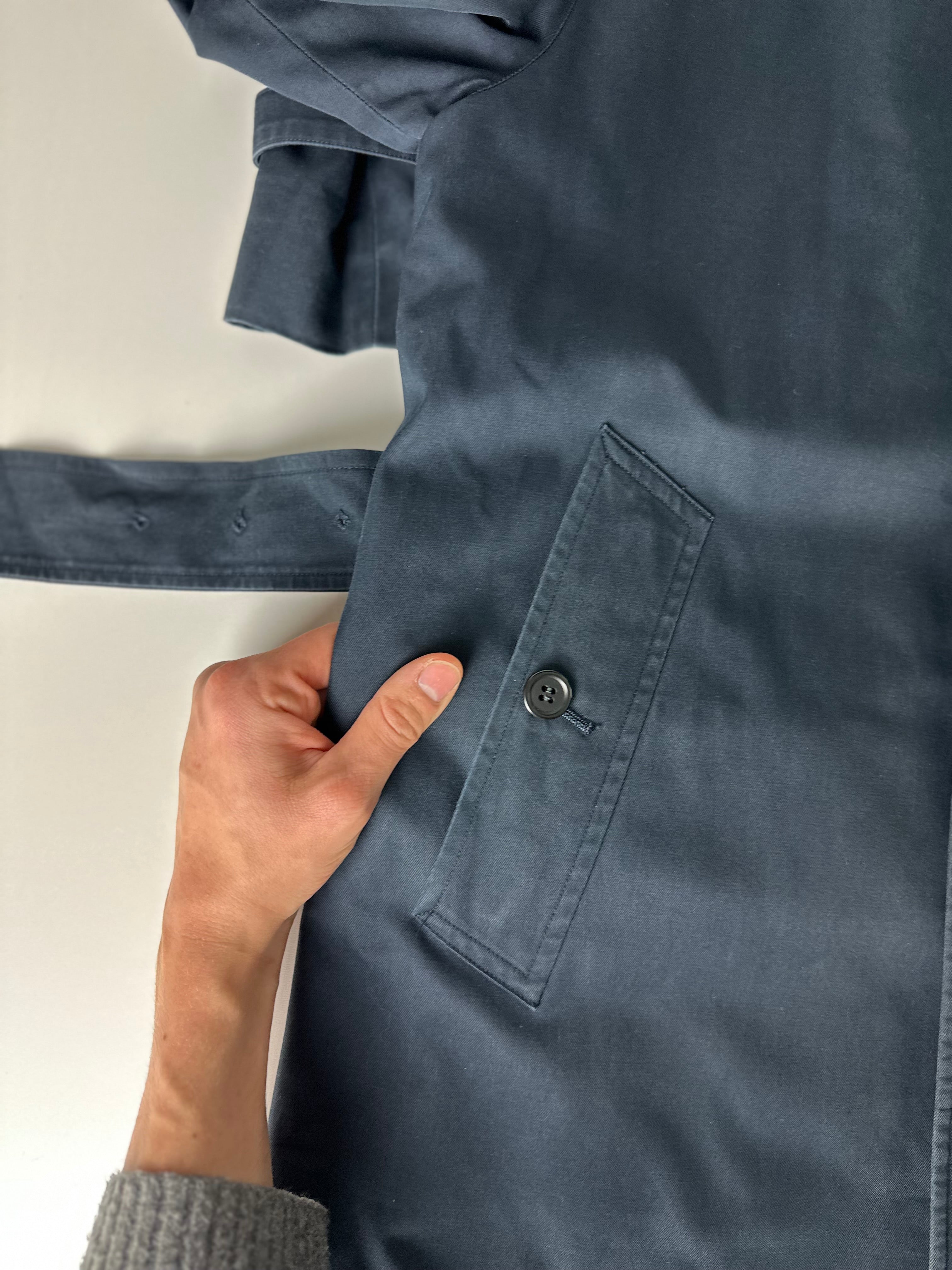 Burberrys Trenchcoat (46/S) including Inlet