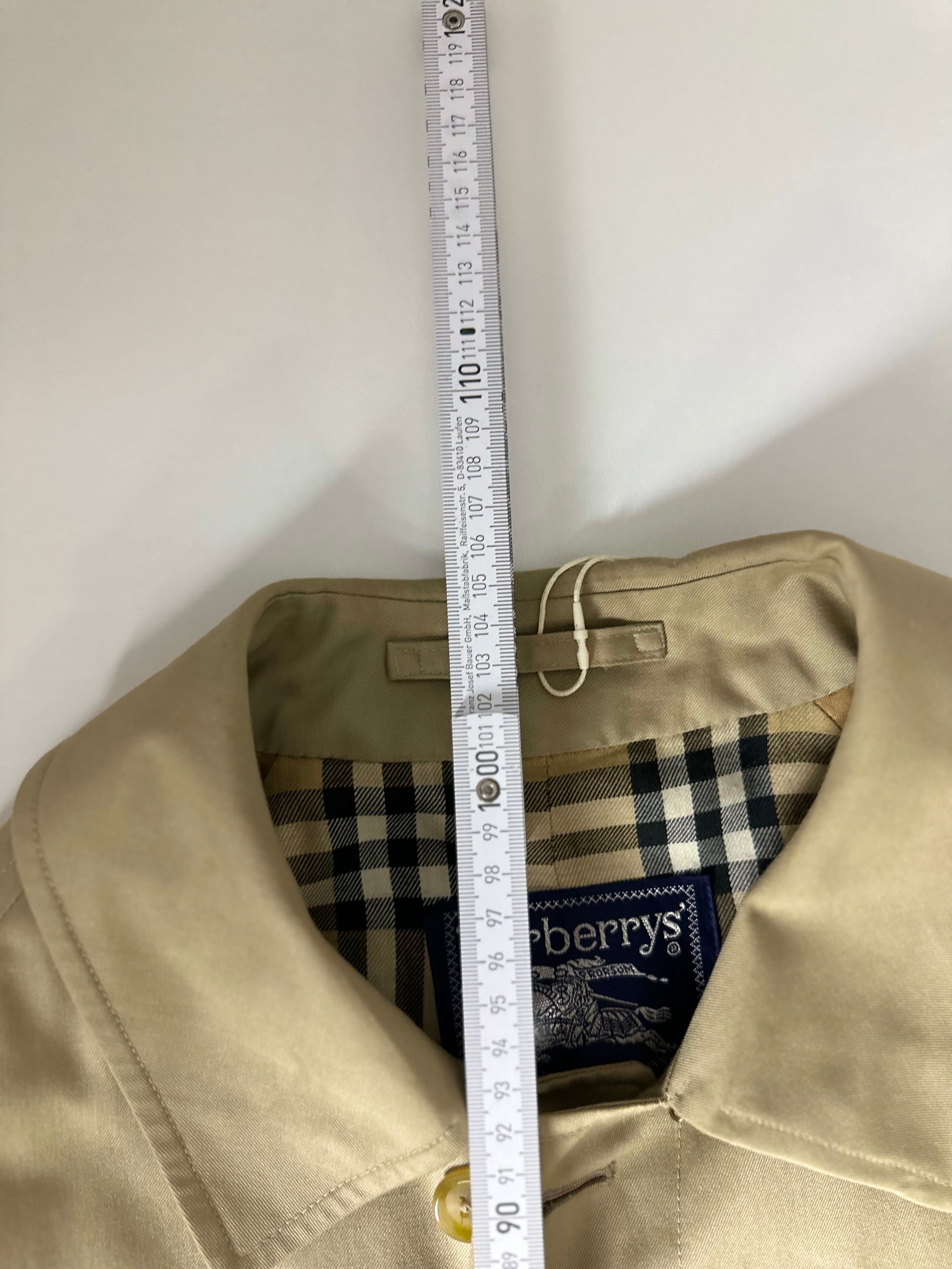 Burberrys Trenchcoat (50/L)