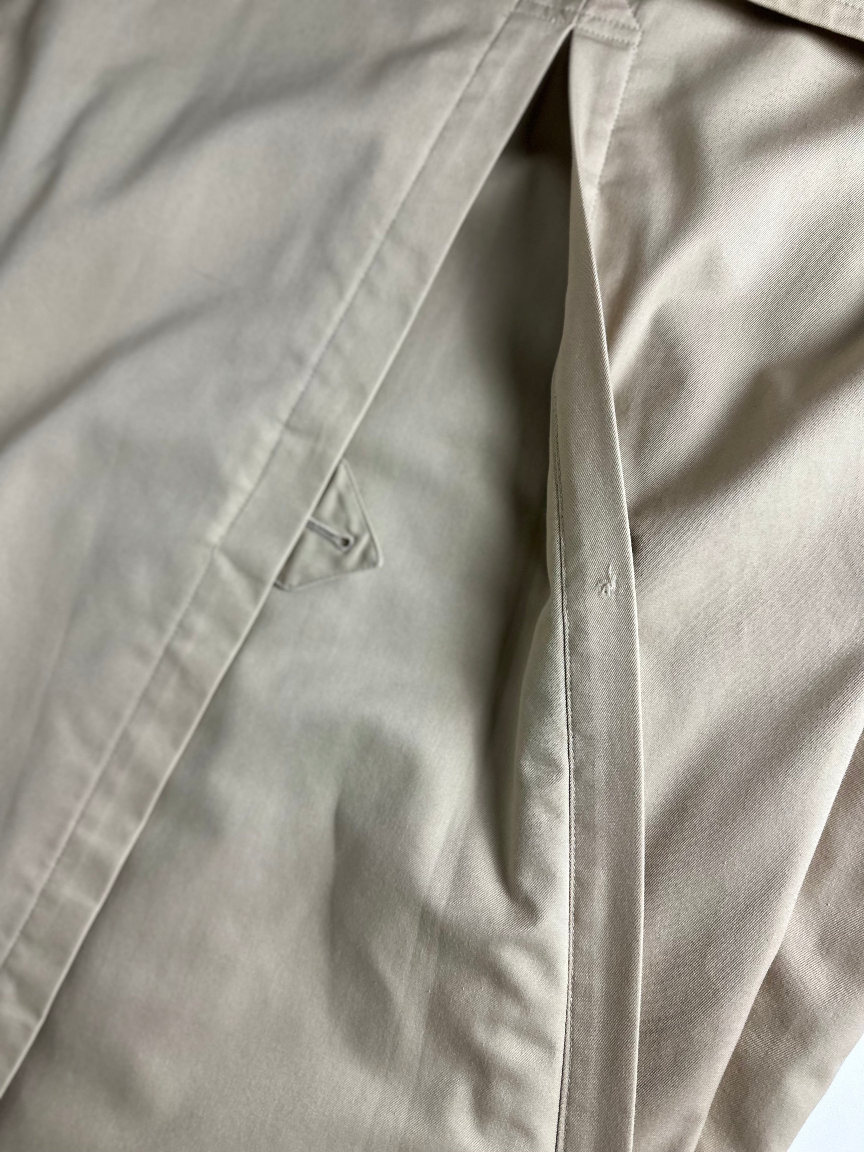 Burberrys Trenchcoat (50/L)