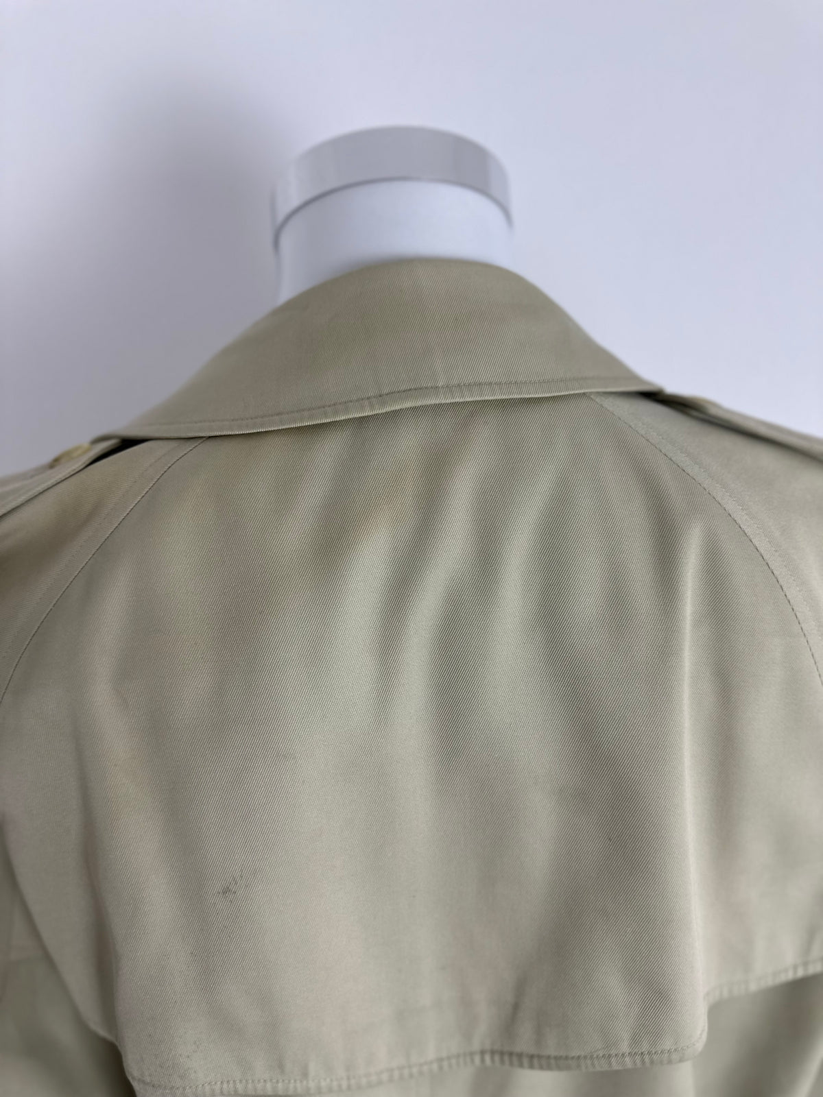 Vintage Burberry Trench Coat Creme Size 50 L
