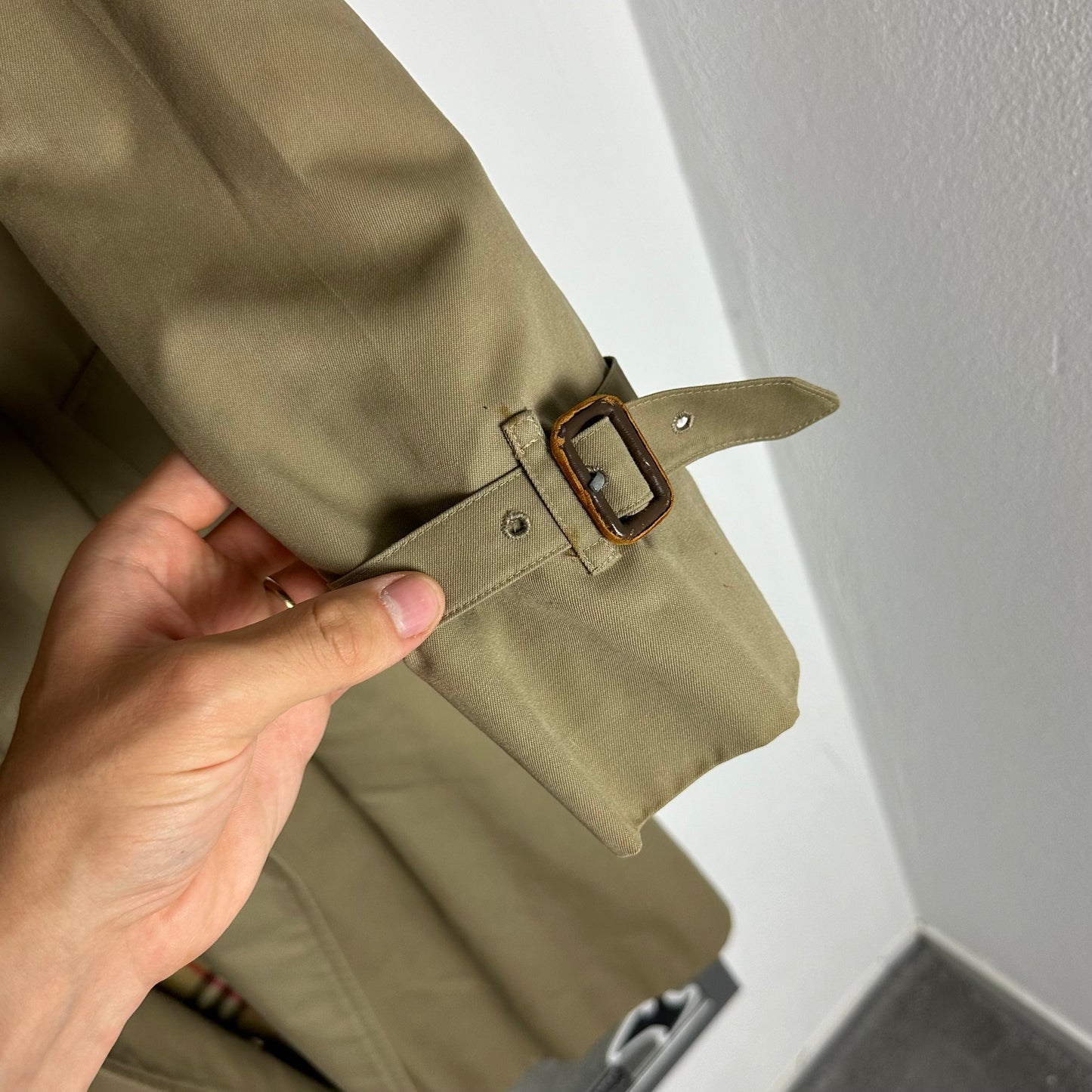 Burberrys Trenchcoat (10/S)