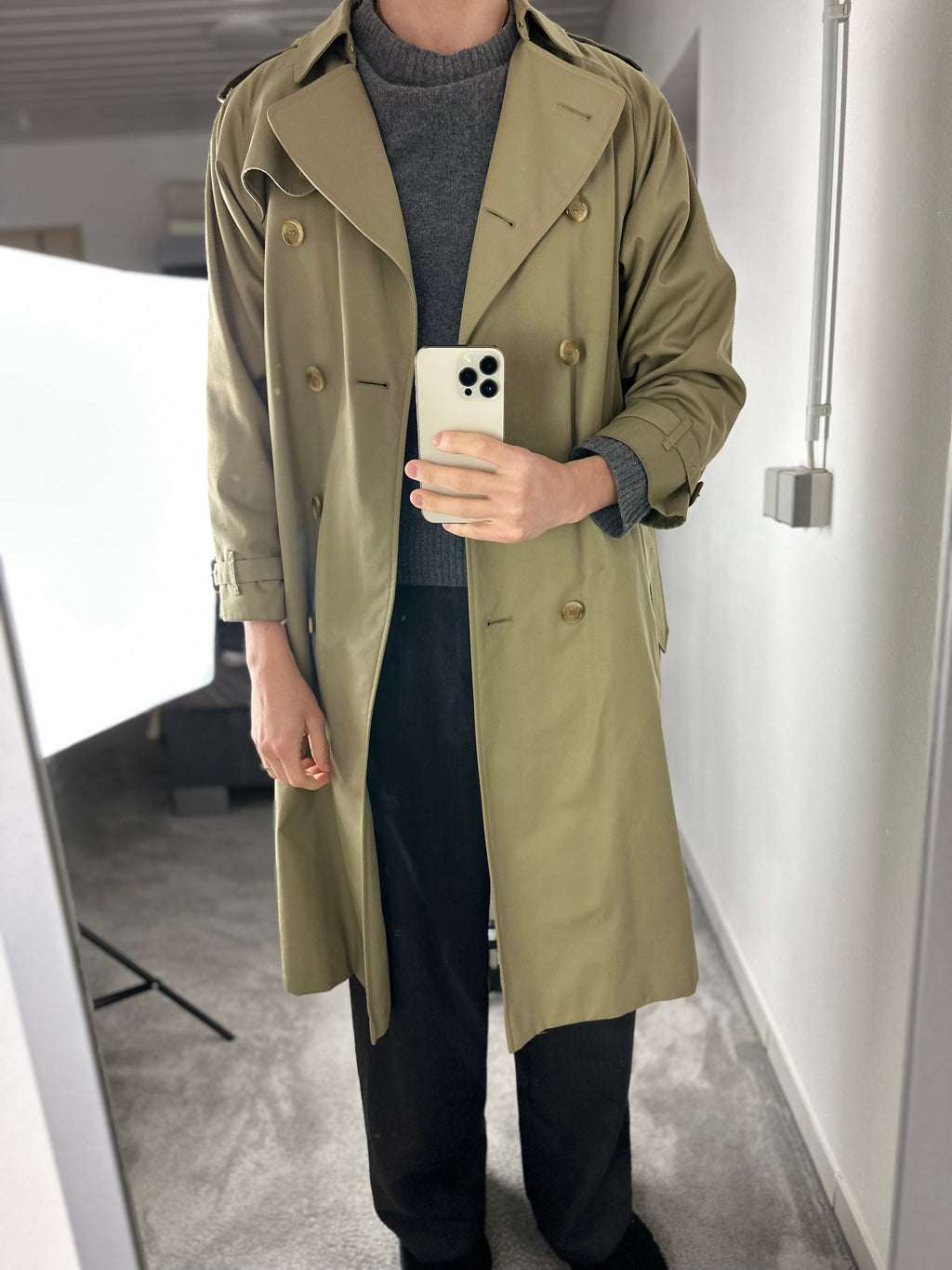 Burberrys Trenchcoat (12/M) including Inlet
