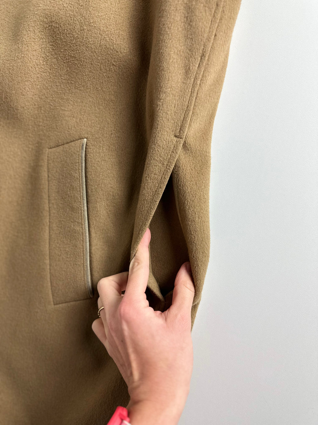 Burberrys Coat (50/L)