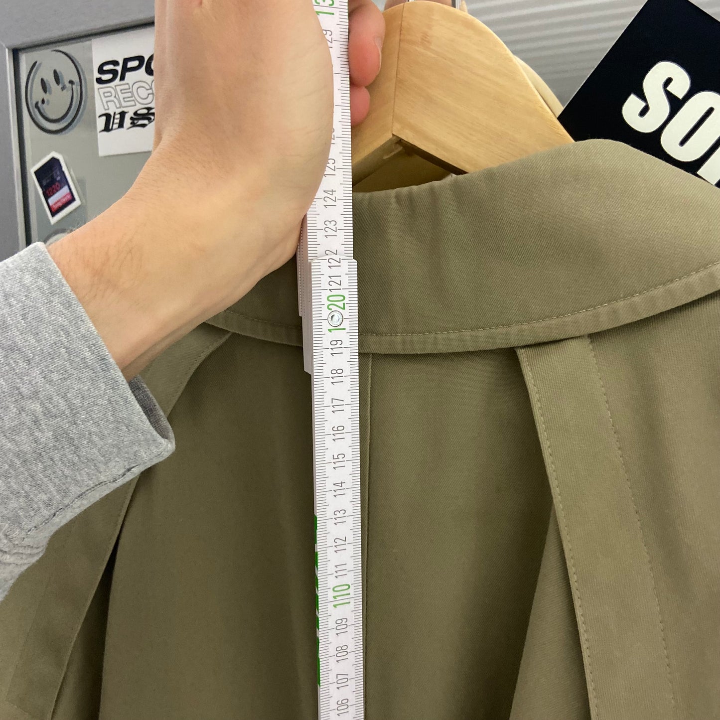Burberry Trenchcoat Size 16/XL including Inlet