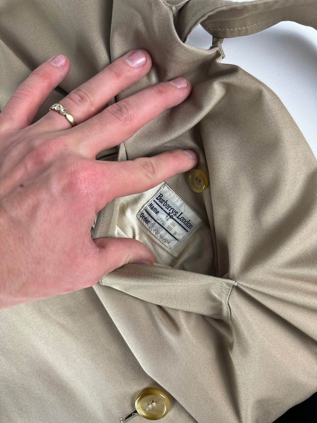 Burberrys Trenchcoat (14/L)