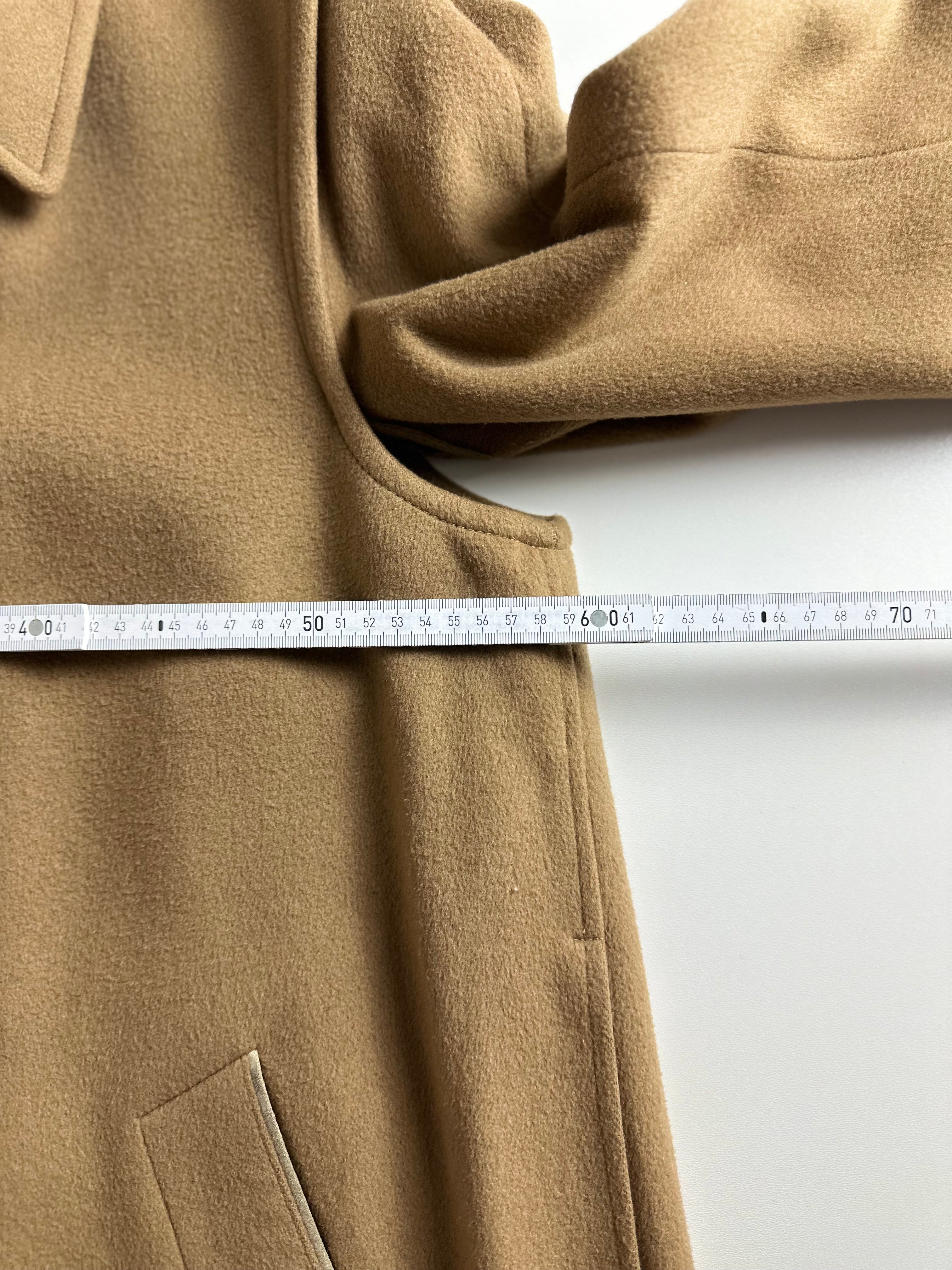 Burberrys Coat (50/L)