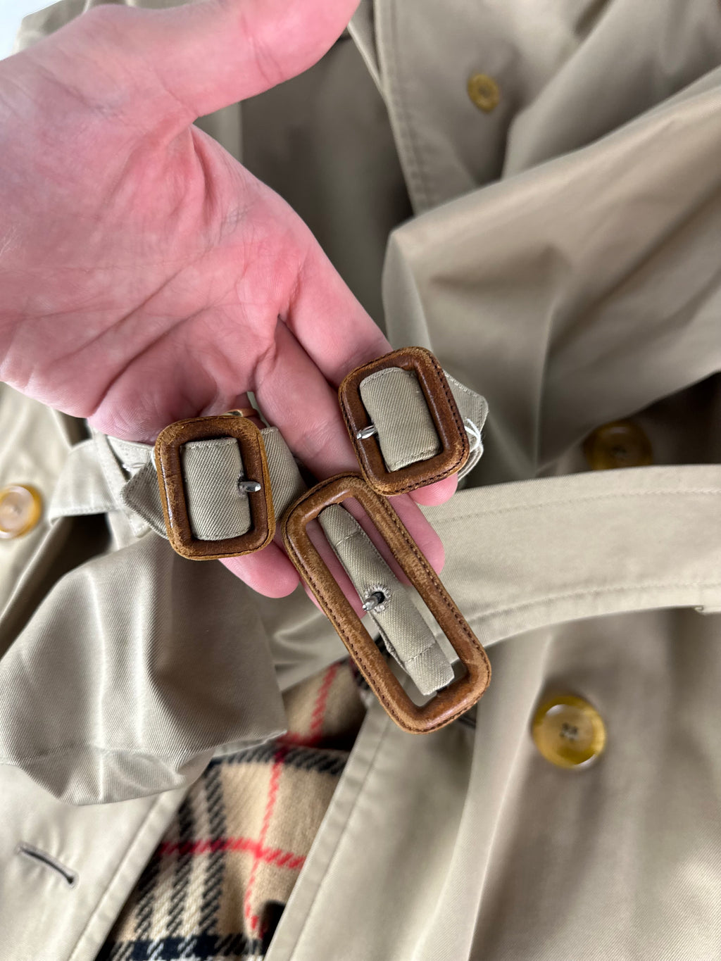 Burberrys Trenchcoat (46/S) including Inlet