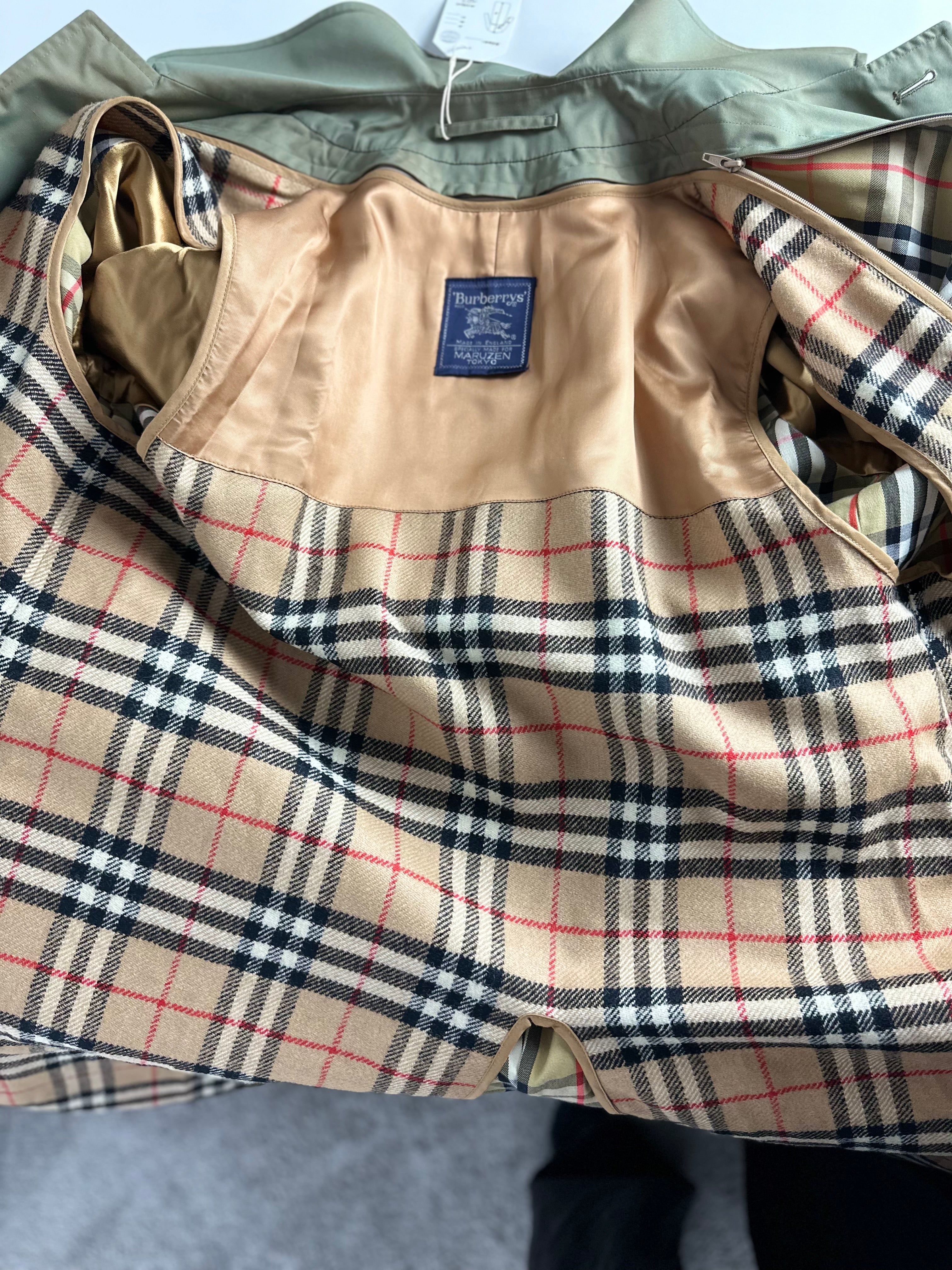 Burberrys Carcoat (50/L) including Inlet