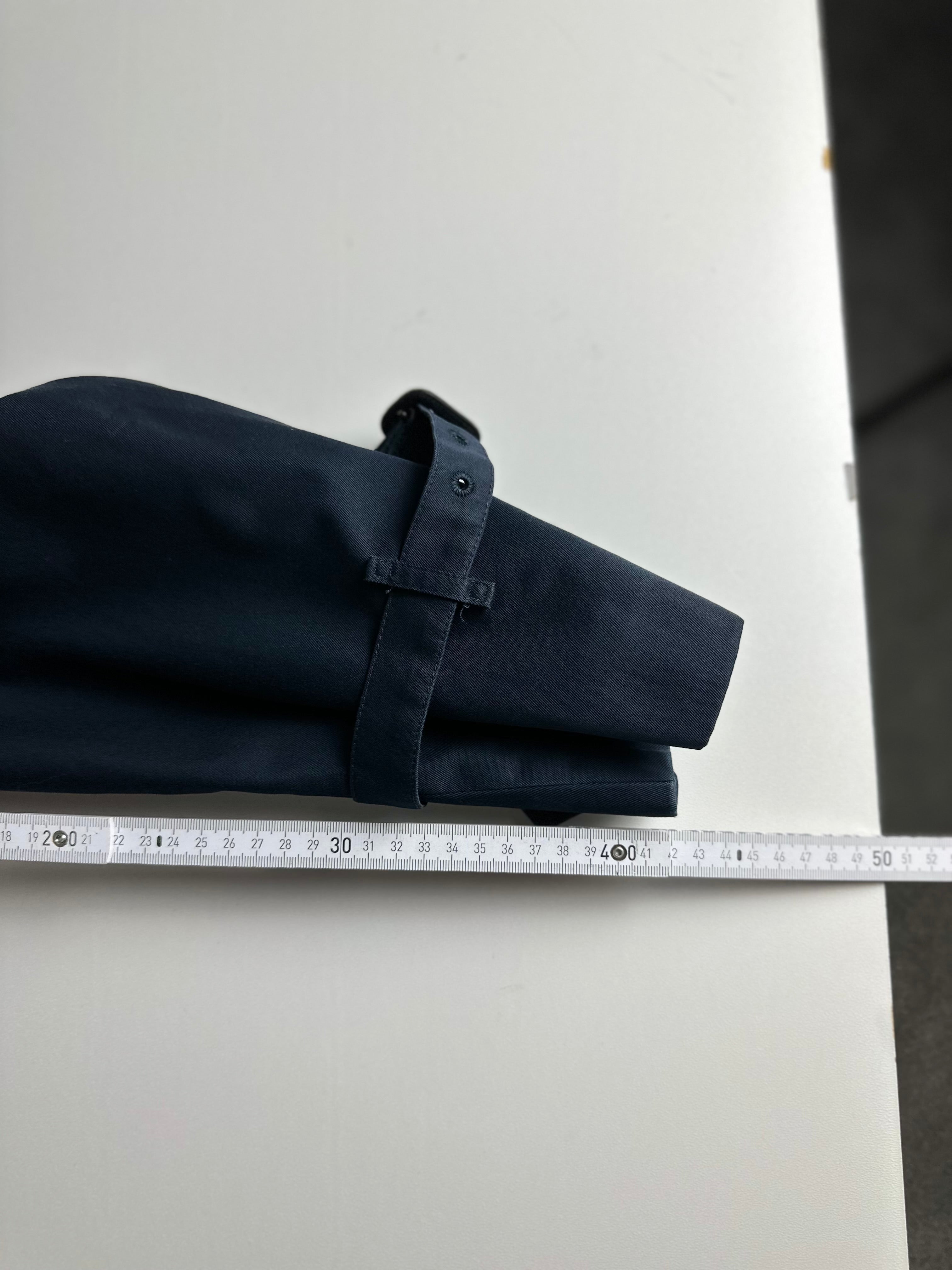 Burberrys Trenchcoat (52/L) including Inlet