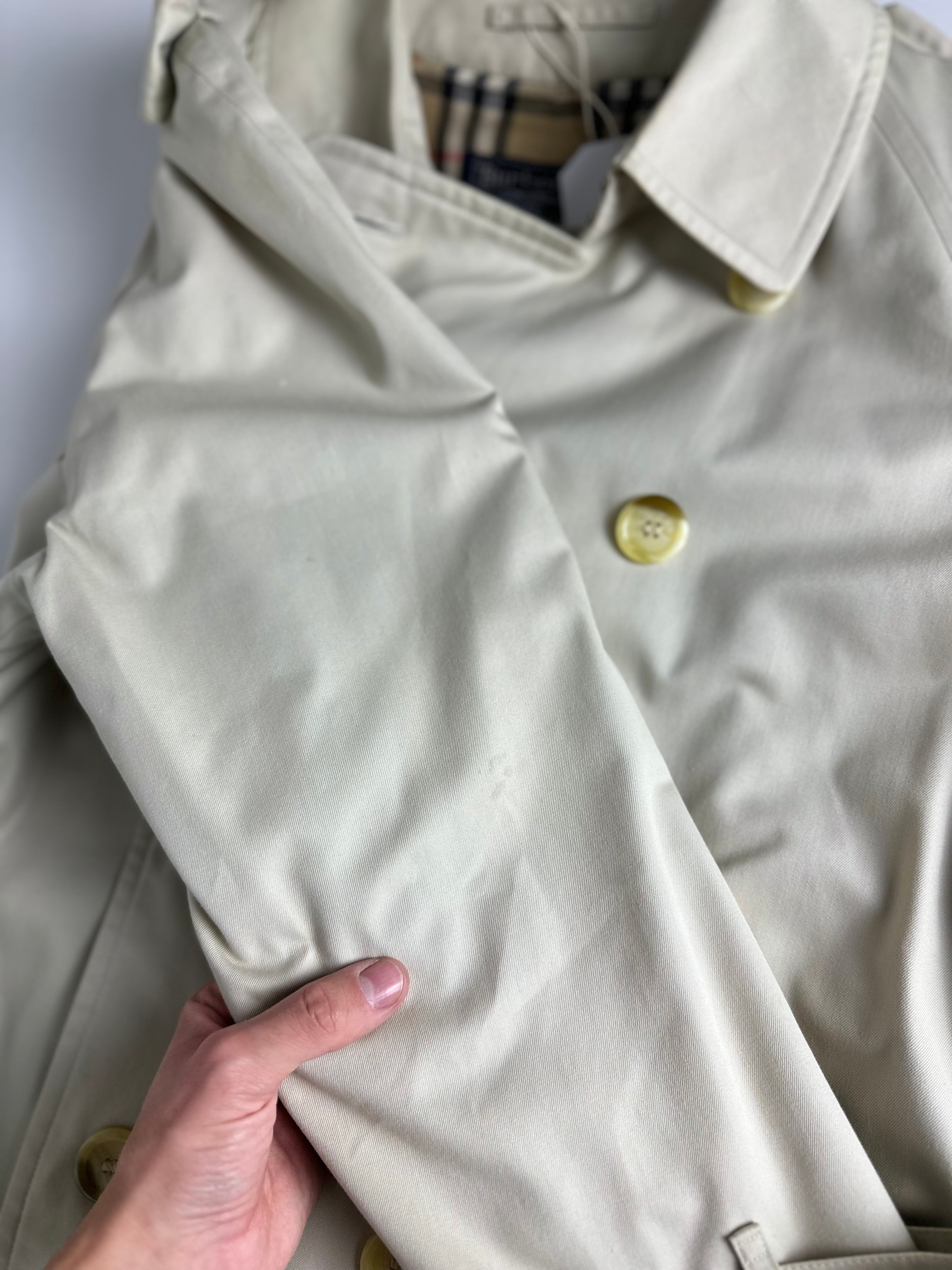 Burberrys Trenchcoat (50/L)