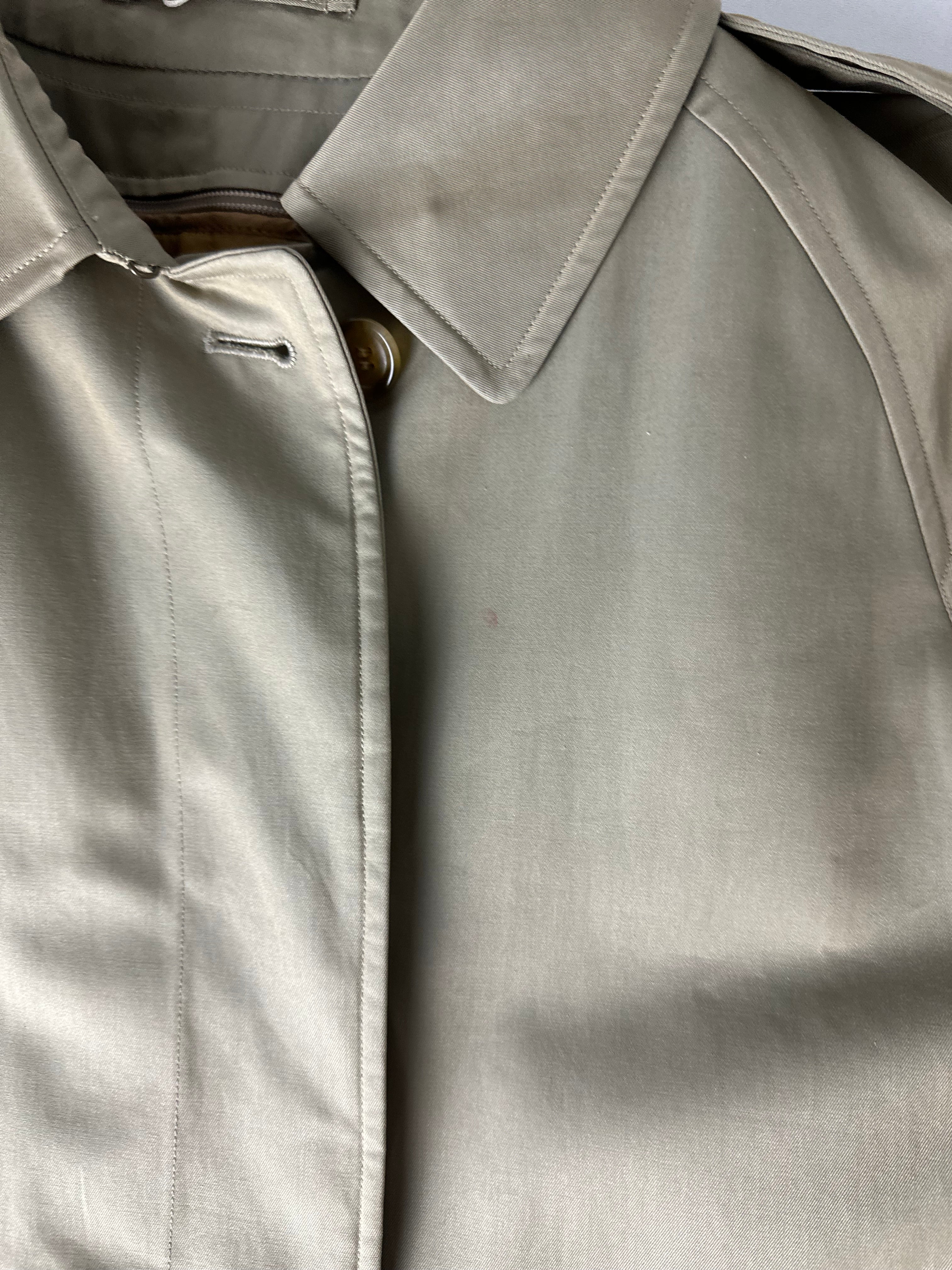 Burberrys Trenchcoat (8/XS) including Inlet