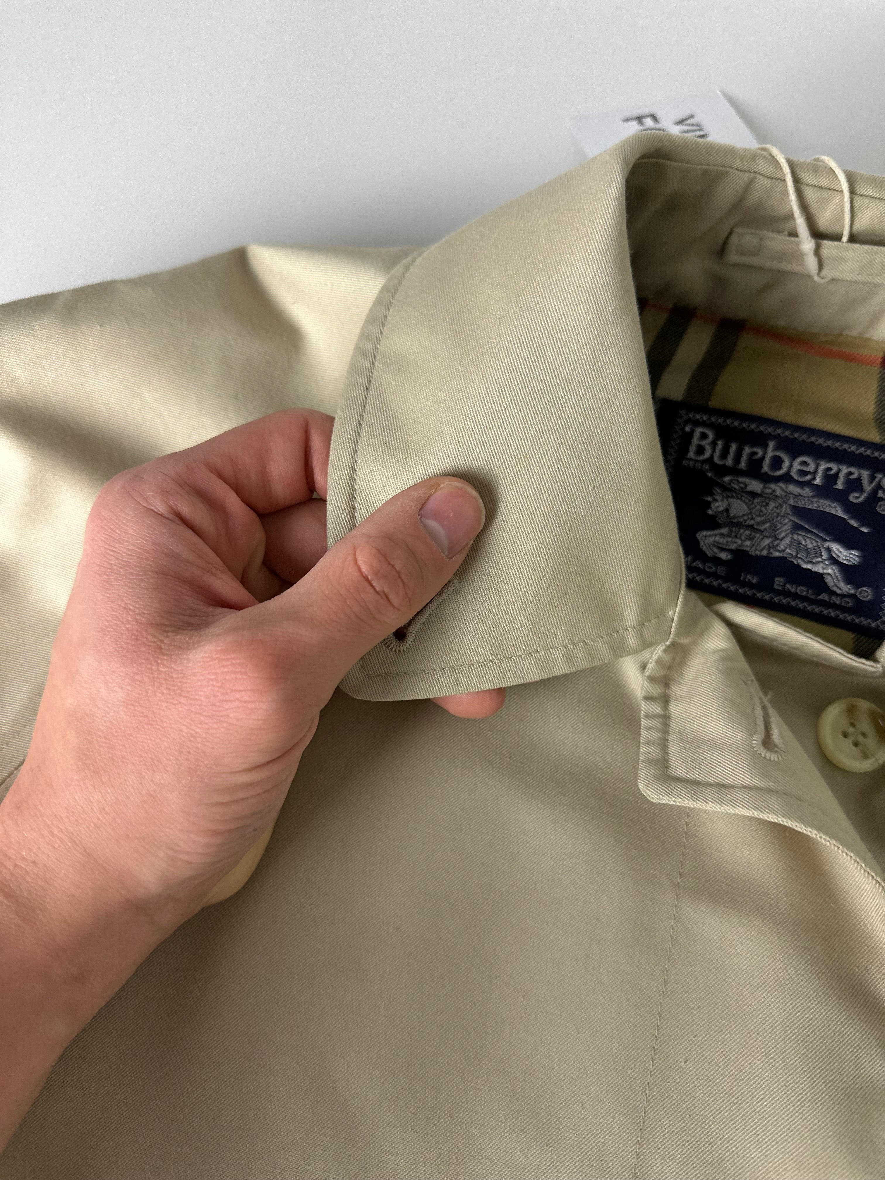 Burberrys Trenchcoat (12/M)
