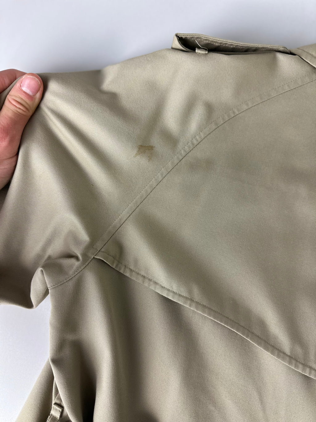 Burberrys Trenchcoat (10/S)