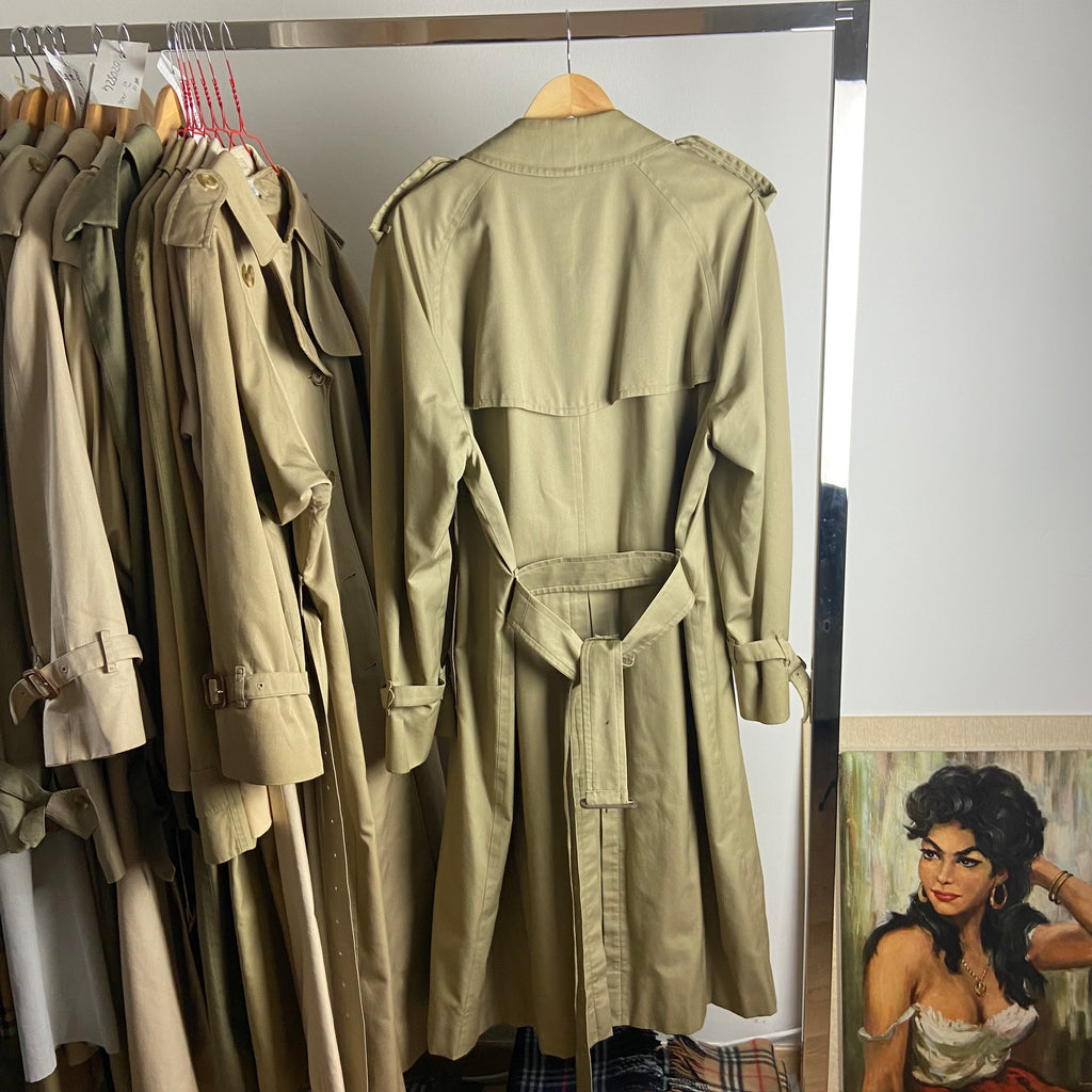 Burberry Trenchcoat Size XL