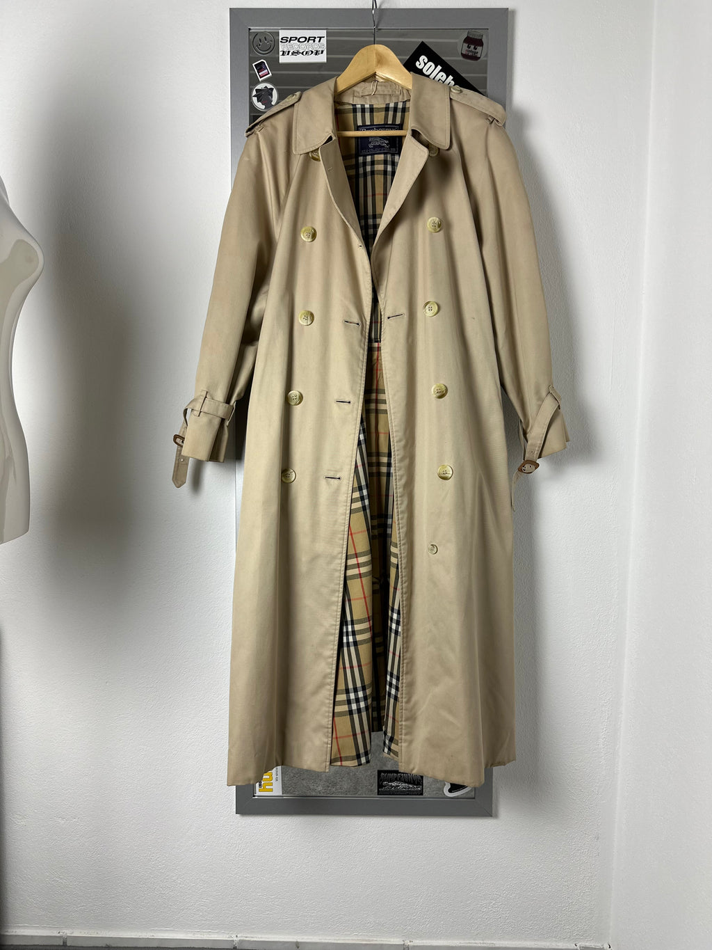 Burberrys Trenchcoat (14/L)