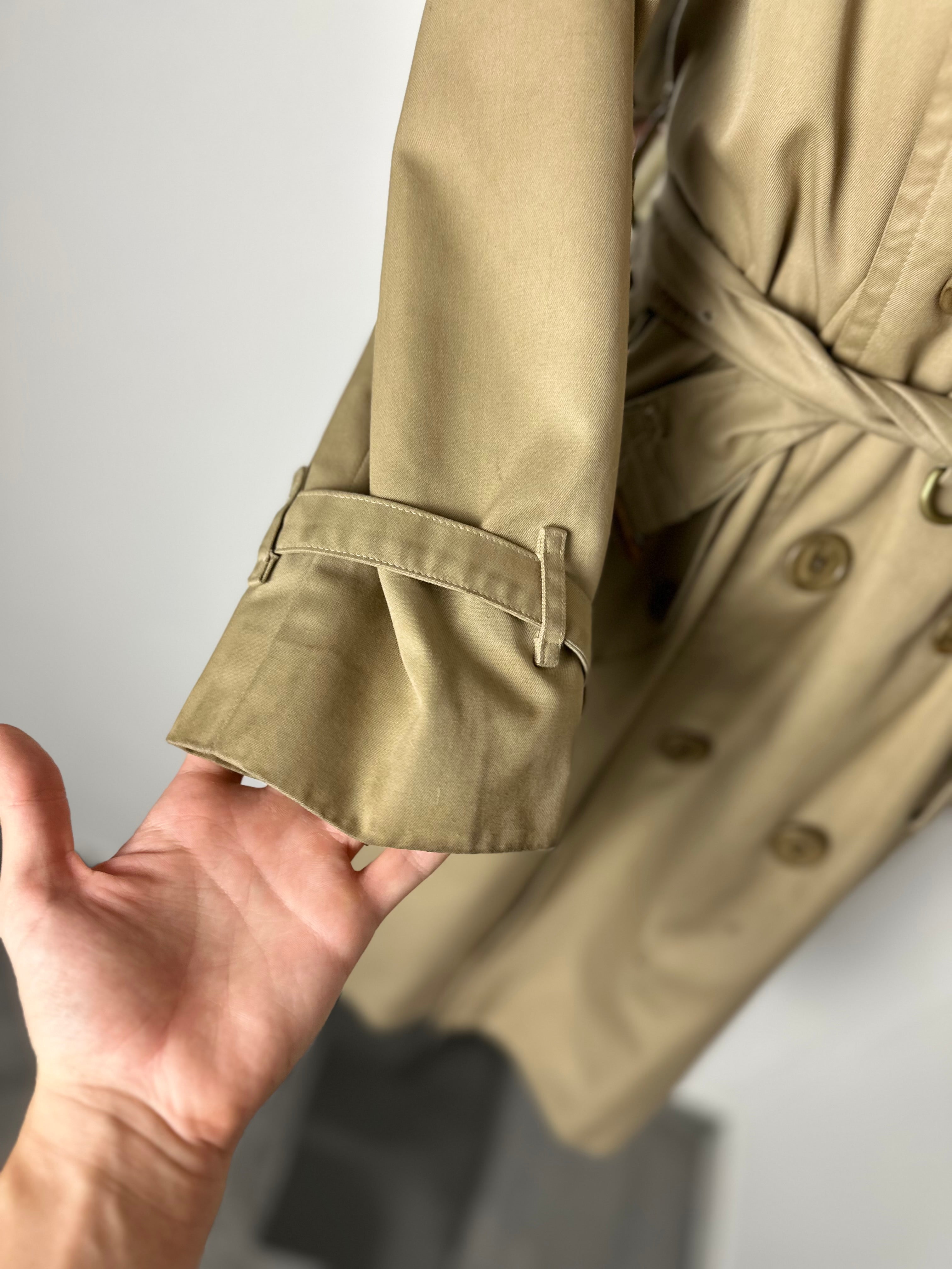 Burberrys Trenchcoat (50/L)