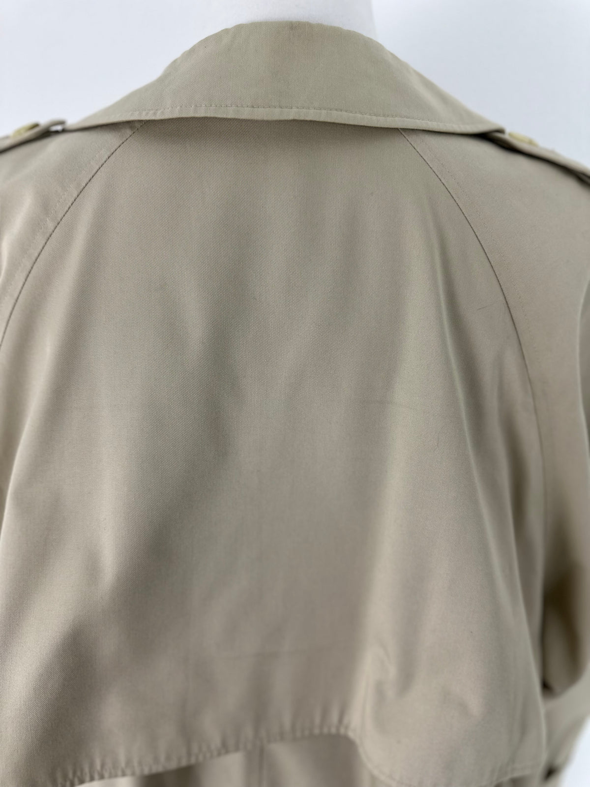Vintage Burberry Trench Coat Creme Size 16 XL