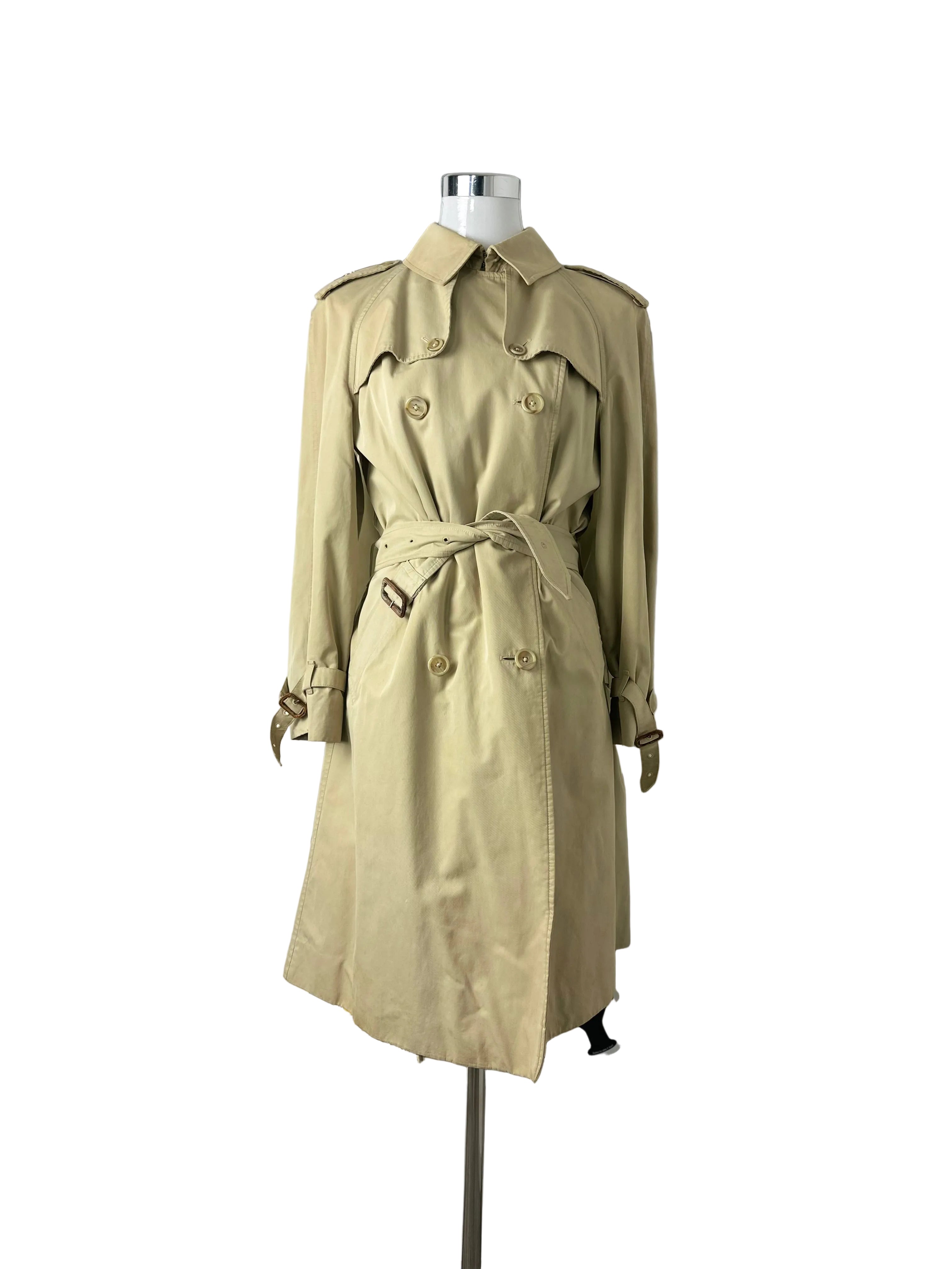 Burberrys Trenchcoat (10/S)