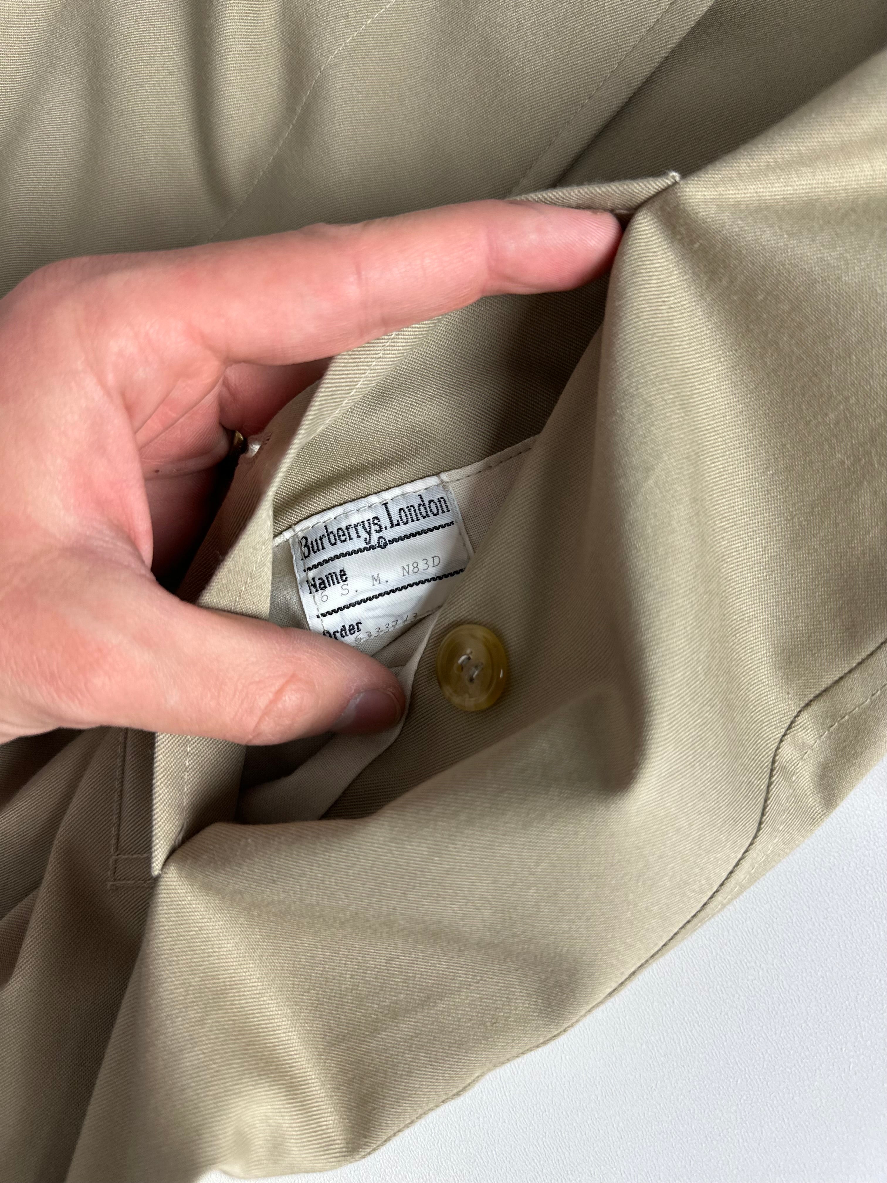 Burberrys Trenchcoat (6/XXS)