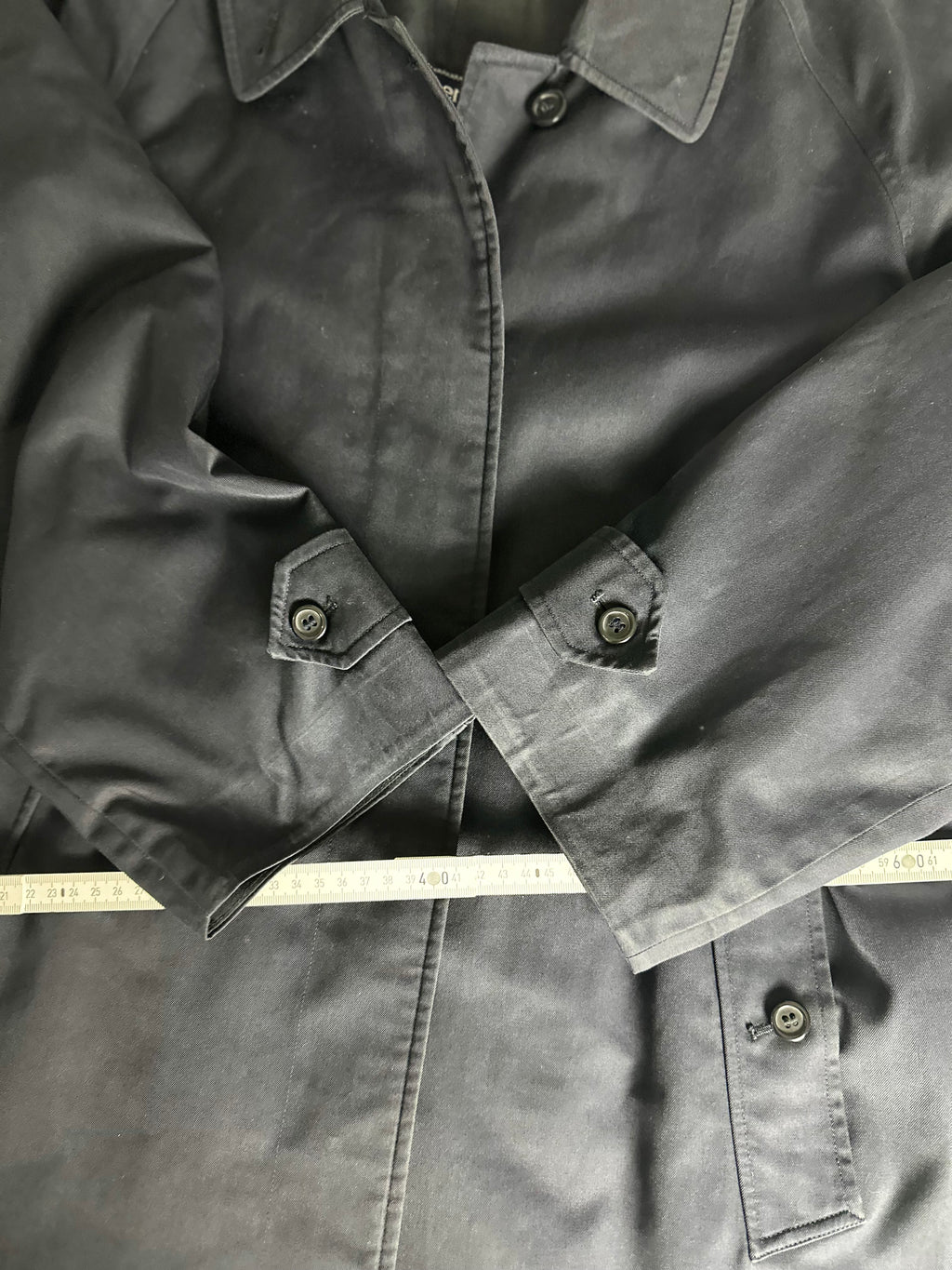 Burberrys Trenchcoat (16/XL) including Inlet