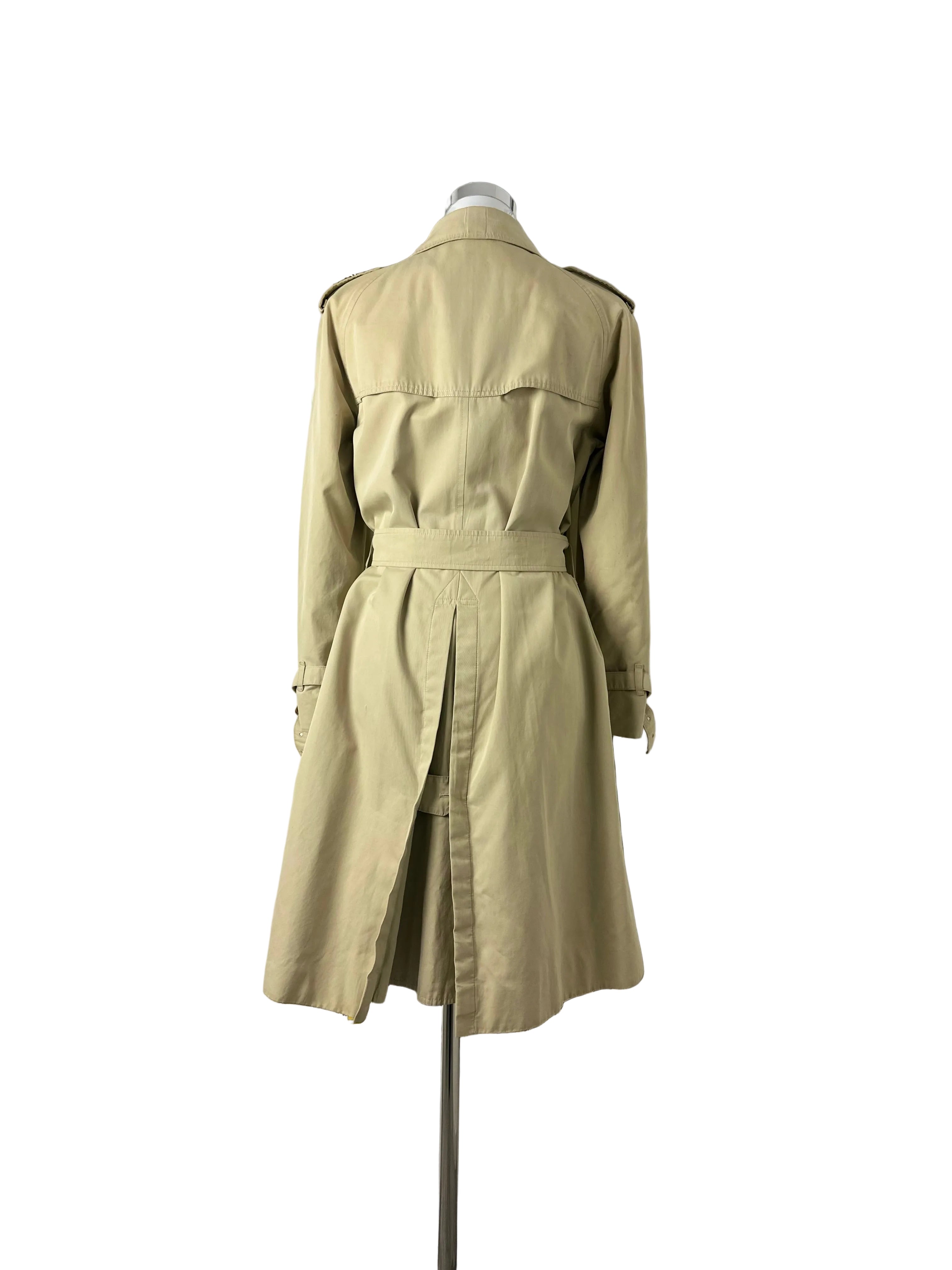 Burberrys Trenchcoat (10/S)