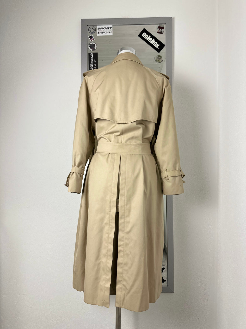 Burberrys Trenchcoat (12/M)