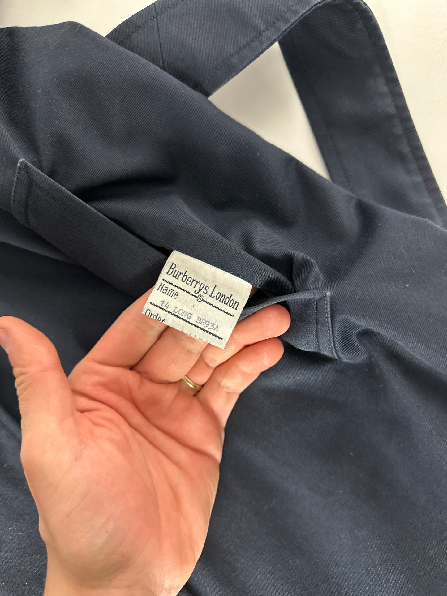 Burberrys Trenchcoat (14/L)
