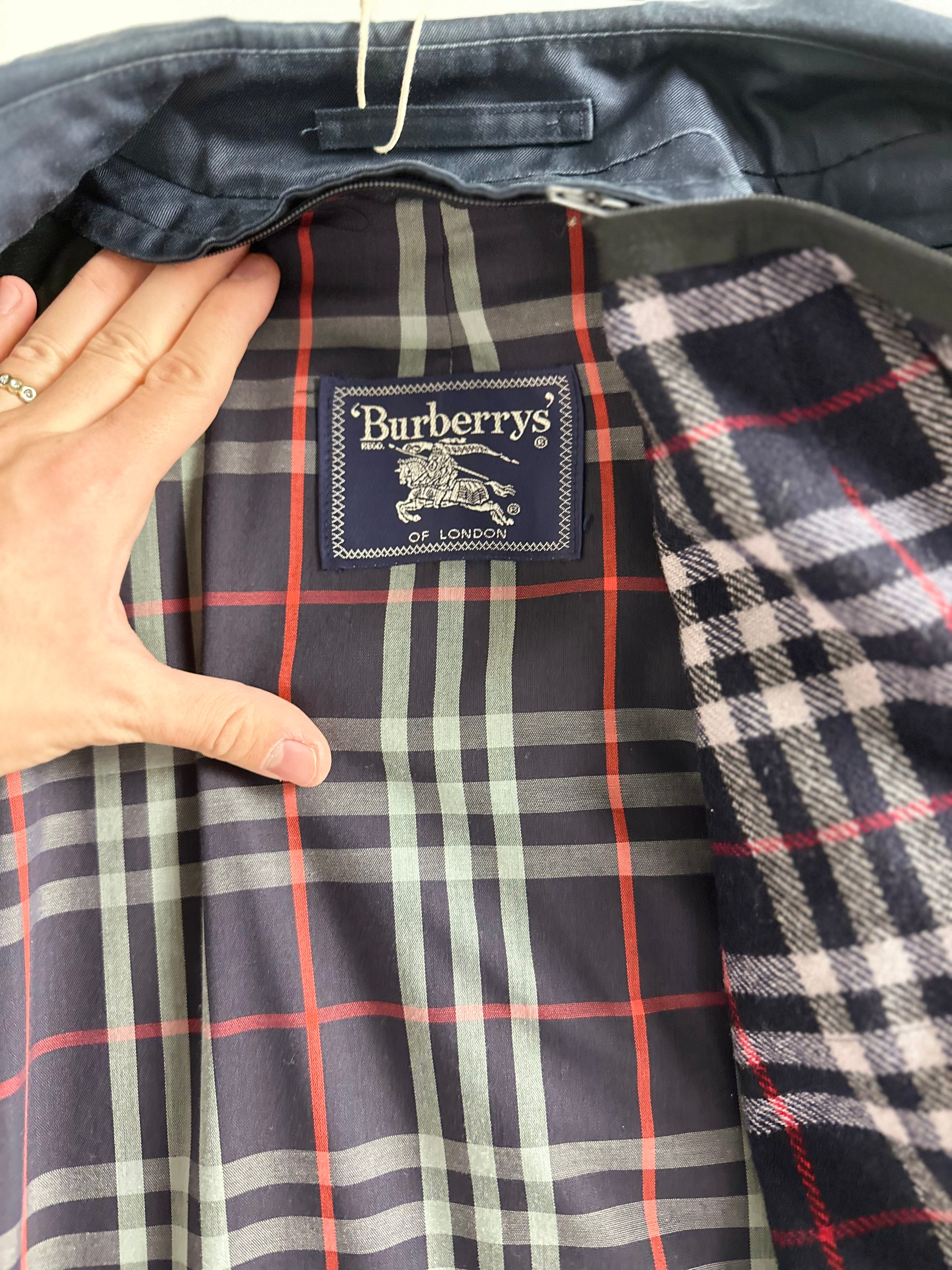 Burberrys Carcoat (50/L) including Inlet