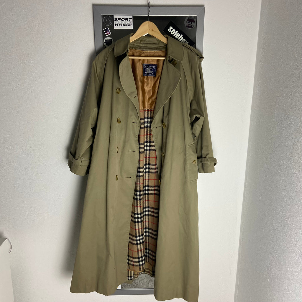 Burberrys Trenchcoat (16/XL) including Inlet