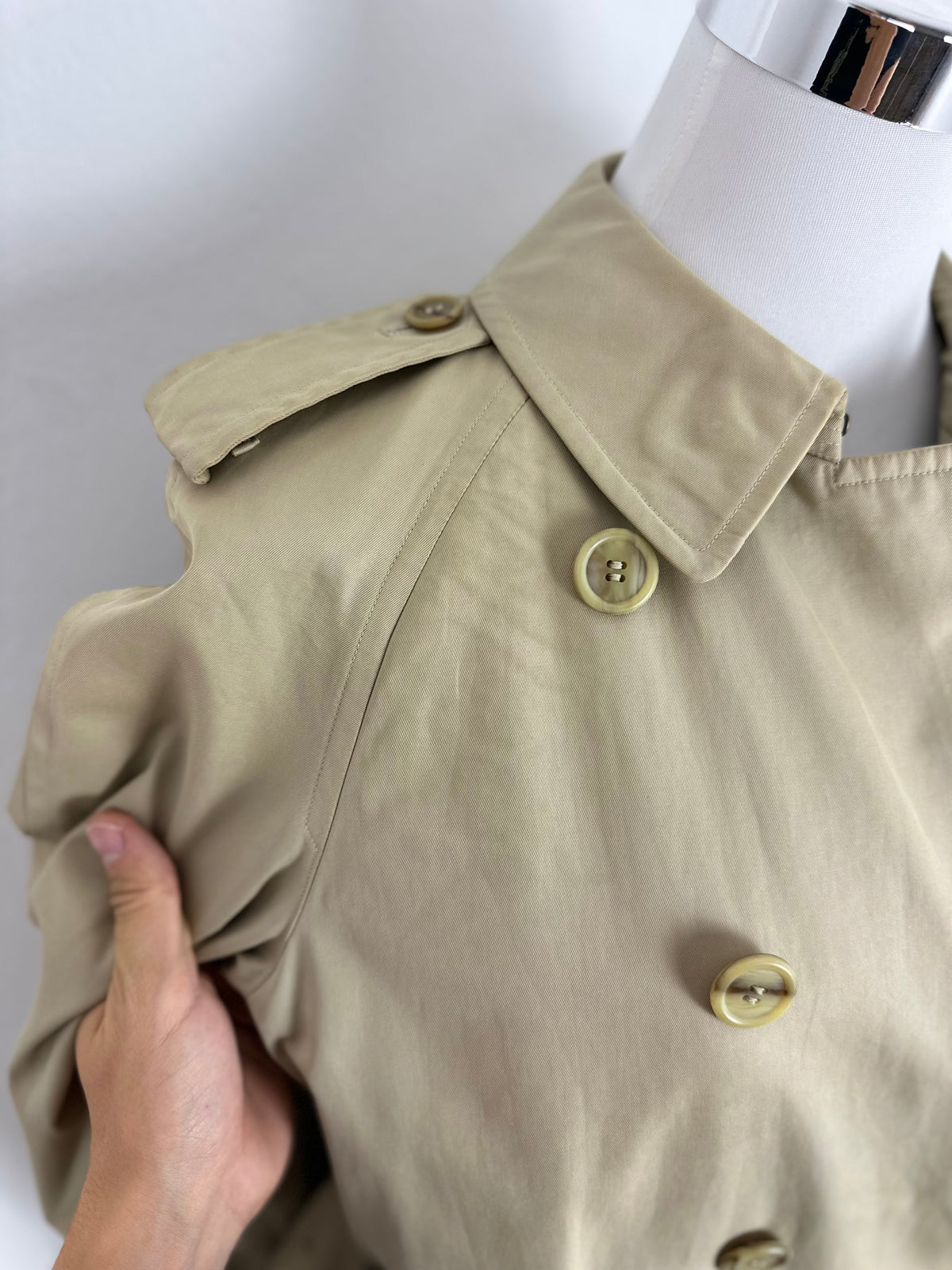 Vintage Burberry Trench Coat Creme Size 12 M
