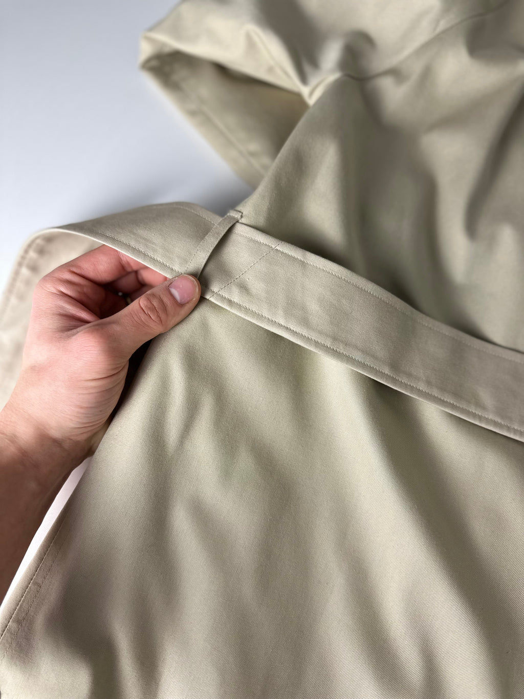 Burberrys Trenchcoat (12/M)