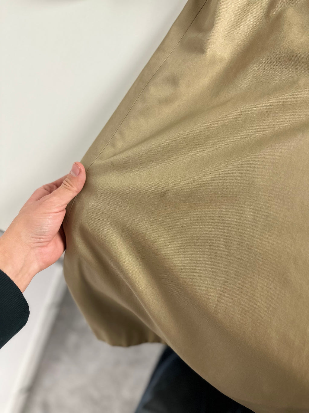 Burberrys Trenchcoat (14/L) including Inlet