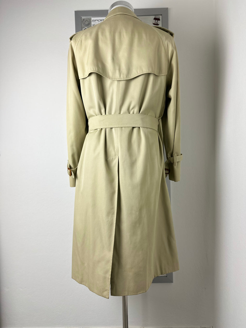 Burberrys Trenchcoat (46/S) including Inlet