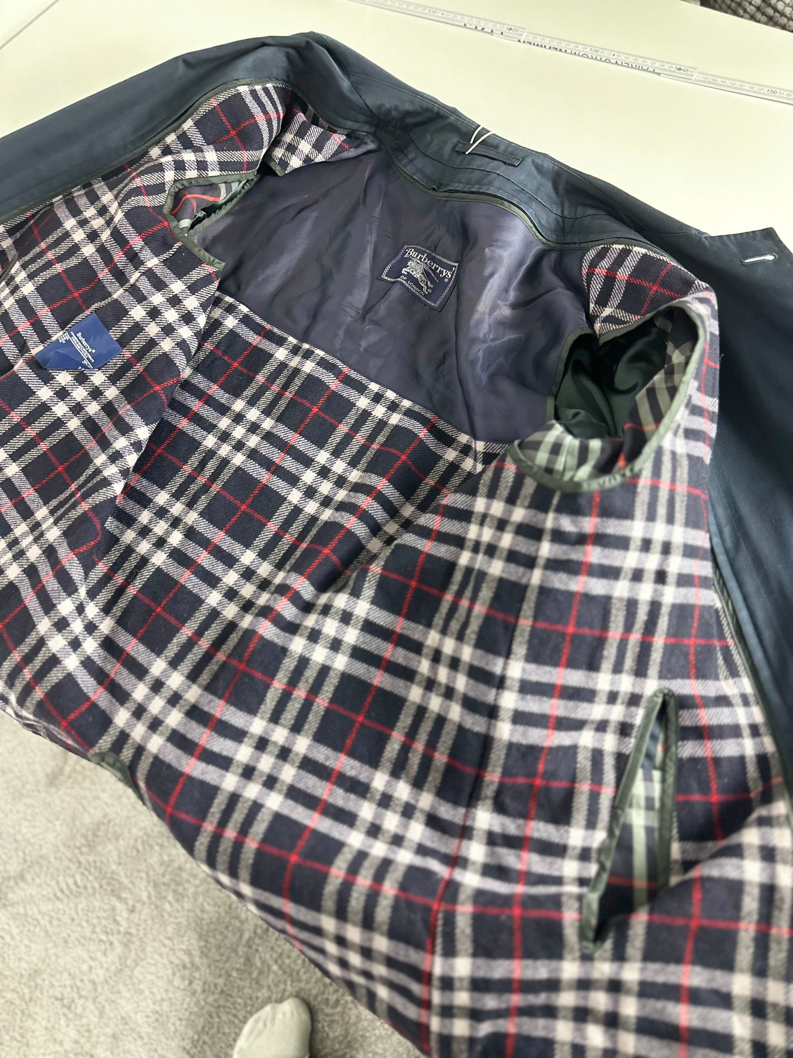 Burberrys Carcoat (50/L) including Inlet