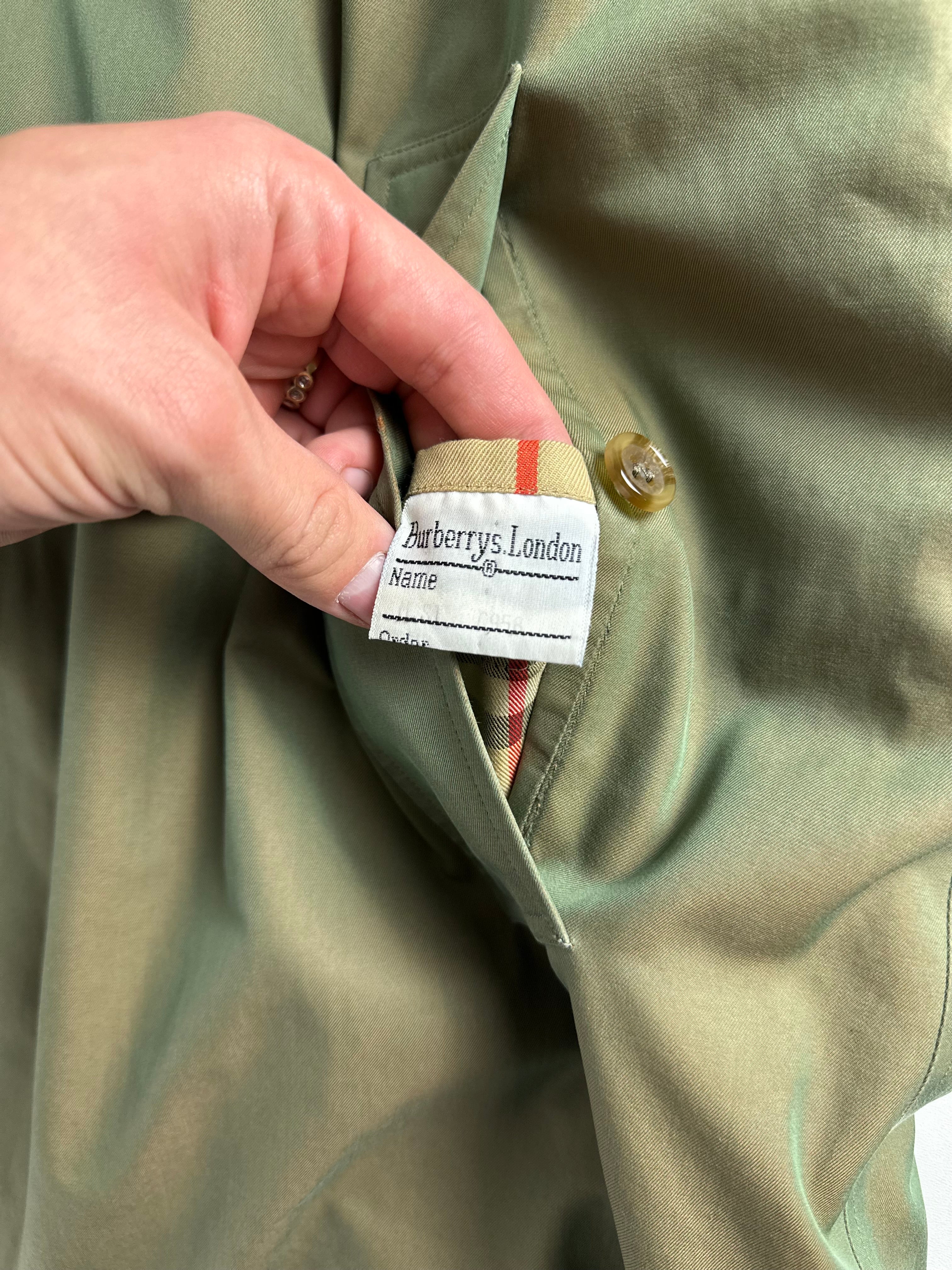 Burberrys Carcoat (50/L) including Inlet