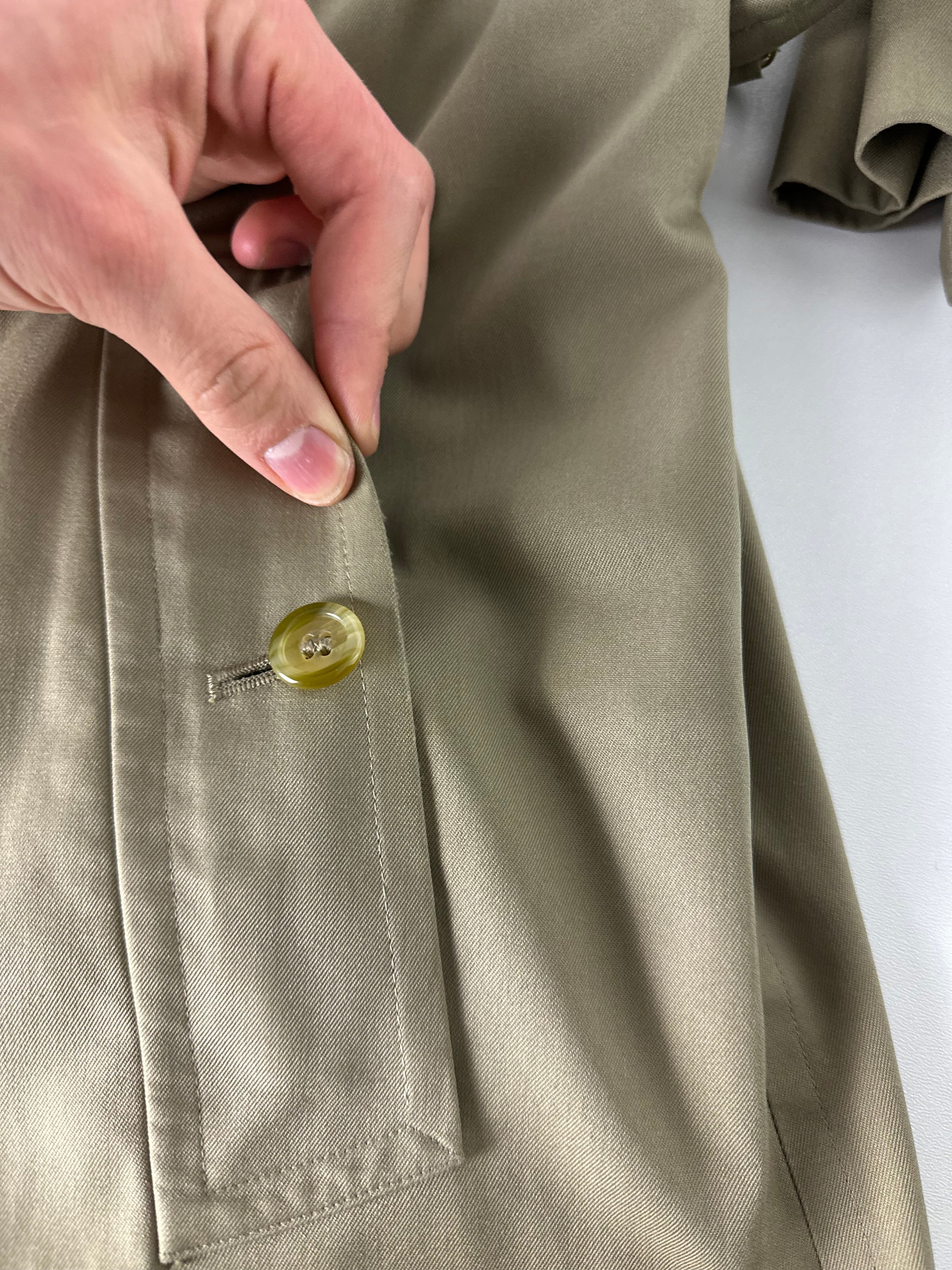 Burberrys Trenchcoat (48/M) including Inlet