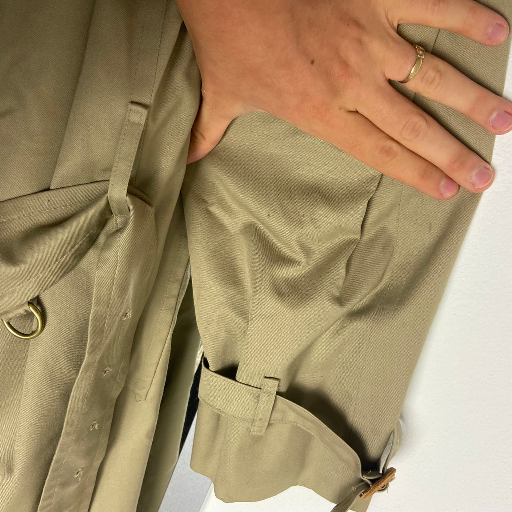 Burberrys Trenchcoat (50/L) including Inlet