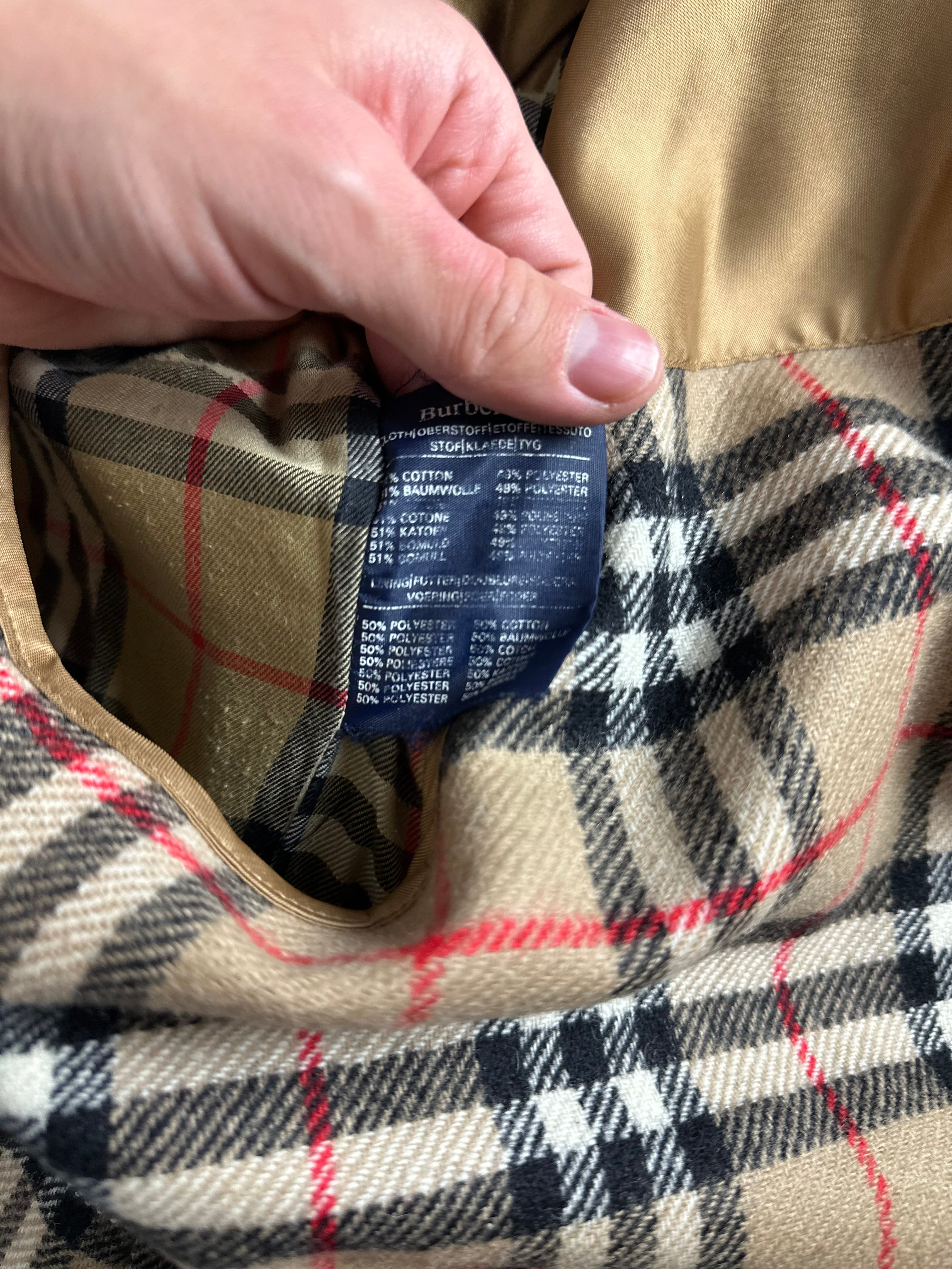 Burberrys Trenchcoat (50/L) including Inlet