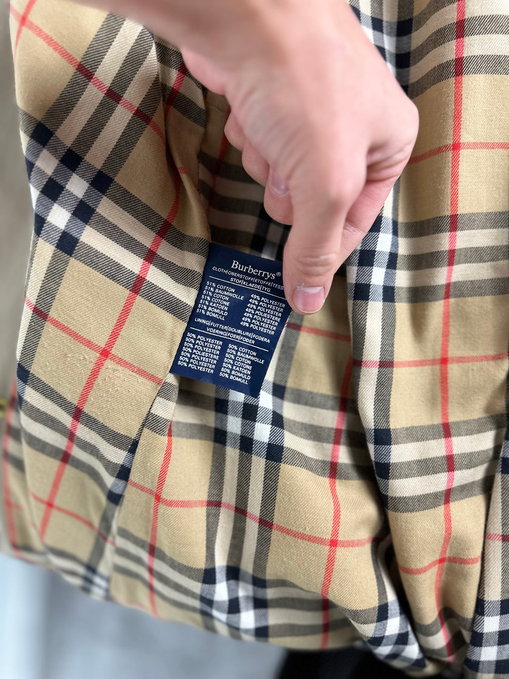 Burberrys Trenchcoat (12/M)