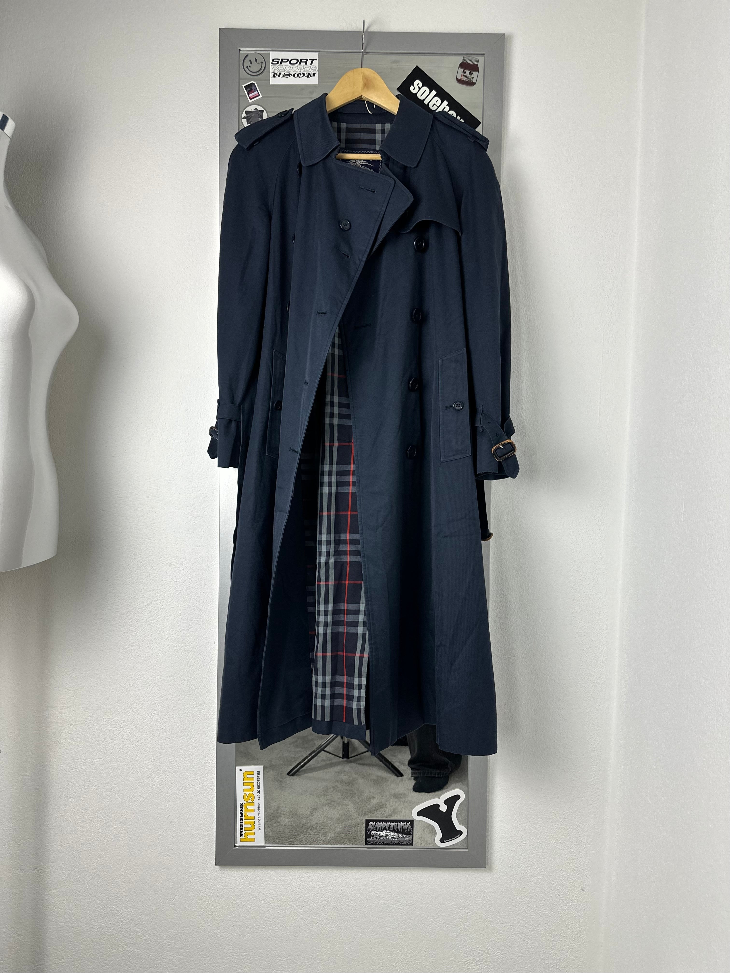 Burberrys Trenchcoat (12/M)