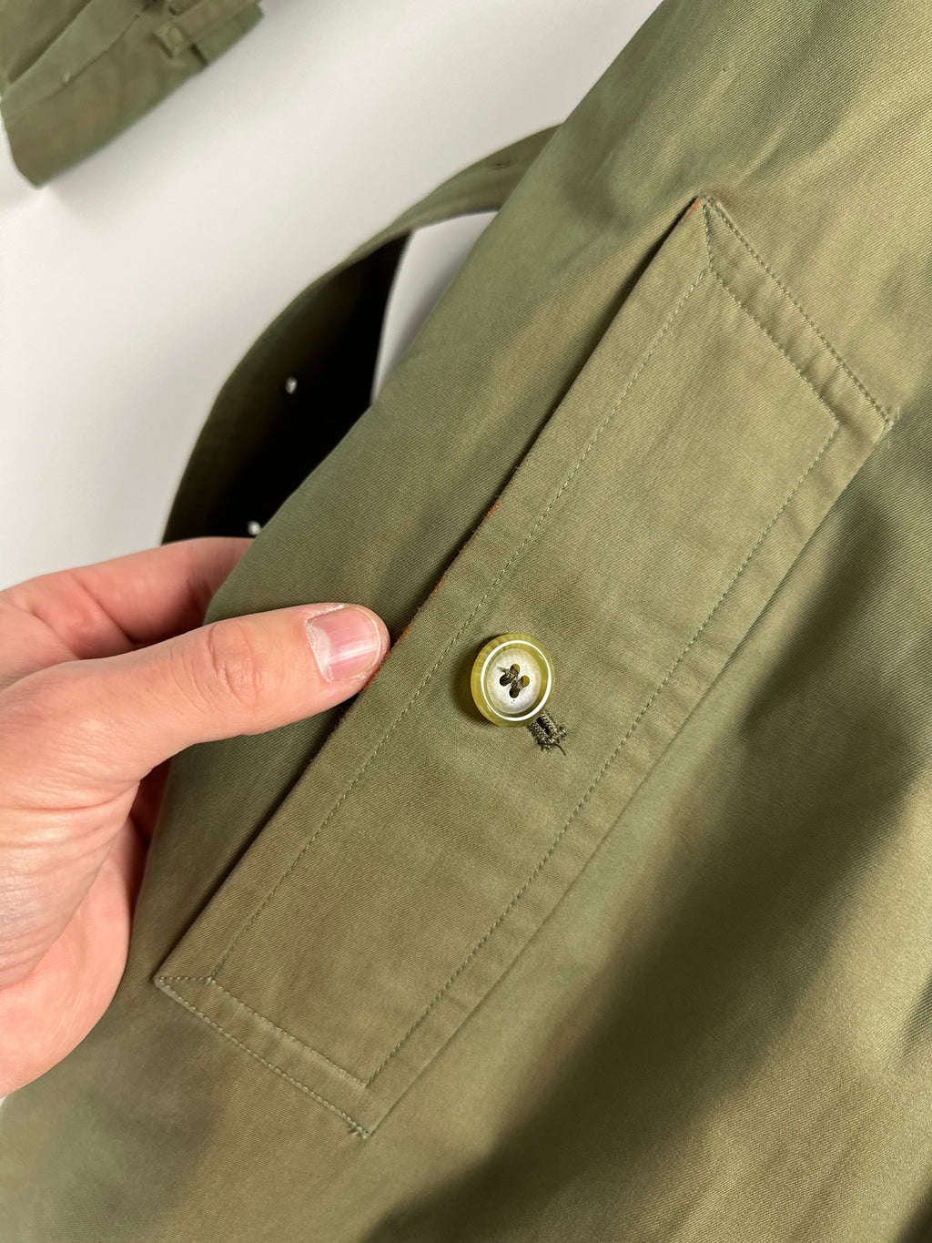 Burberrys Trenchcoat (50/L) including Inlet