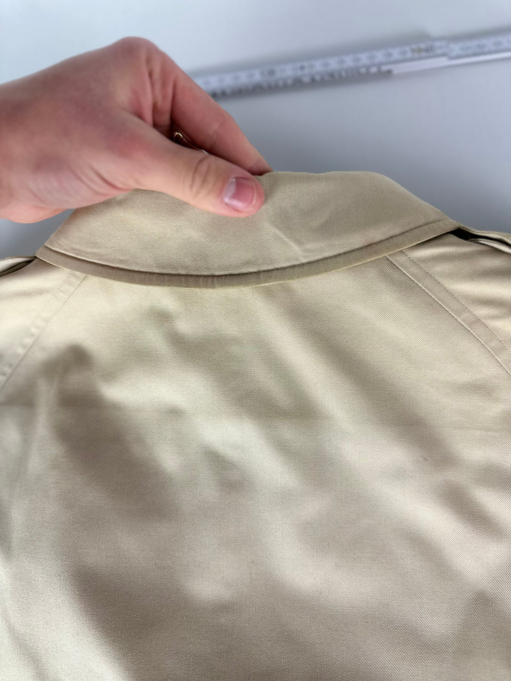 Burberrys Trenchcoat (12/M)