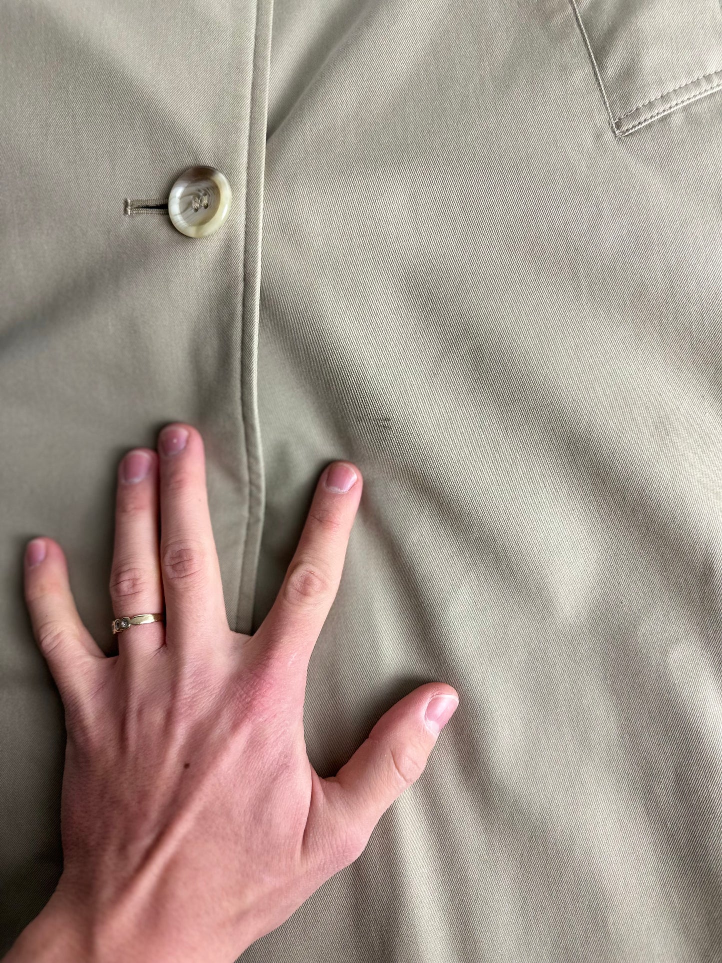 Burberrys Trenchcoat (10/S)